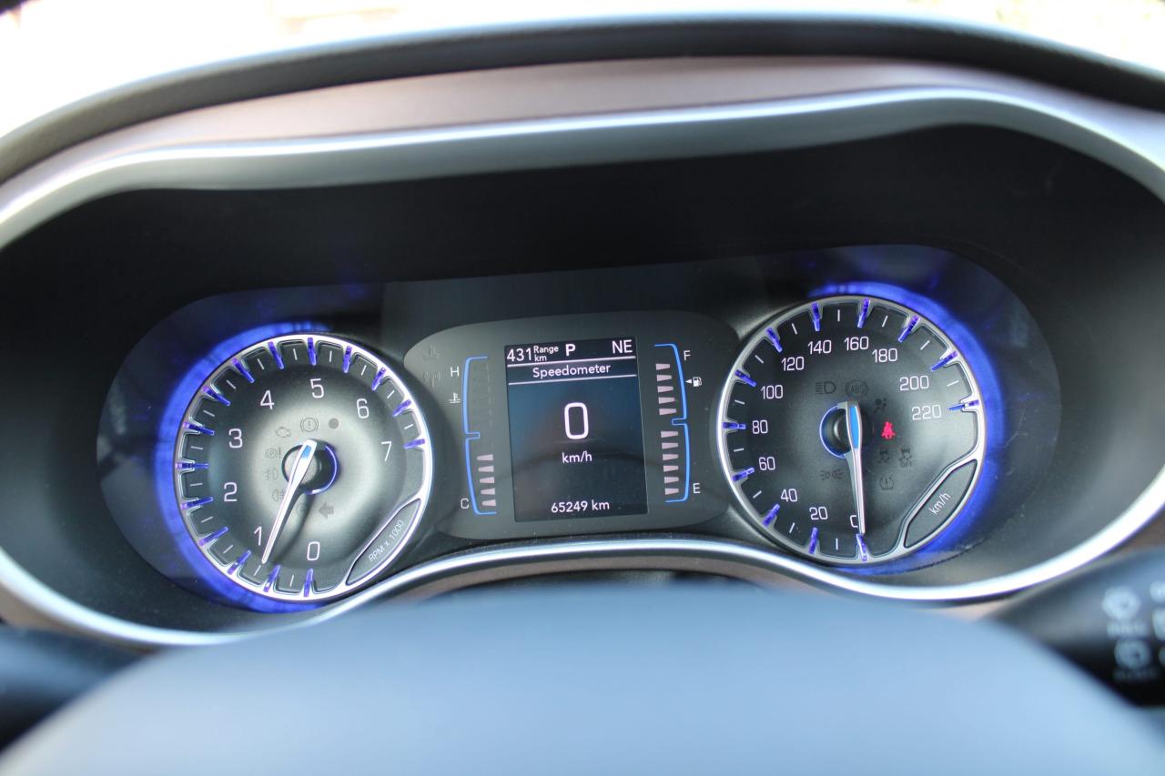 2024 Dodge Grand Caravan SXT 2WD - Photo #10