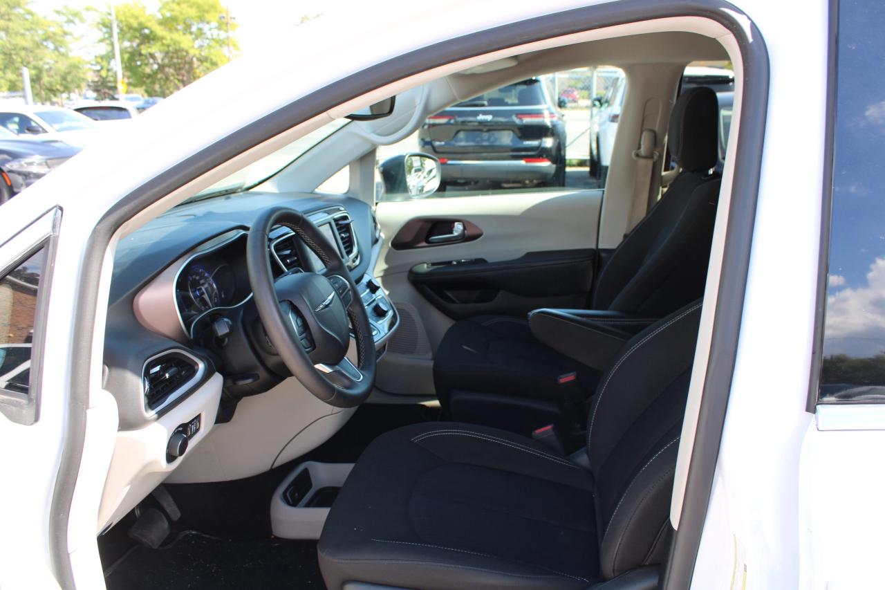 2024 Dodge Grand Caravan SXT 2WD - Photo #15