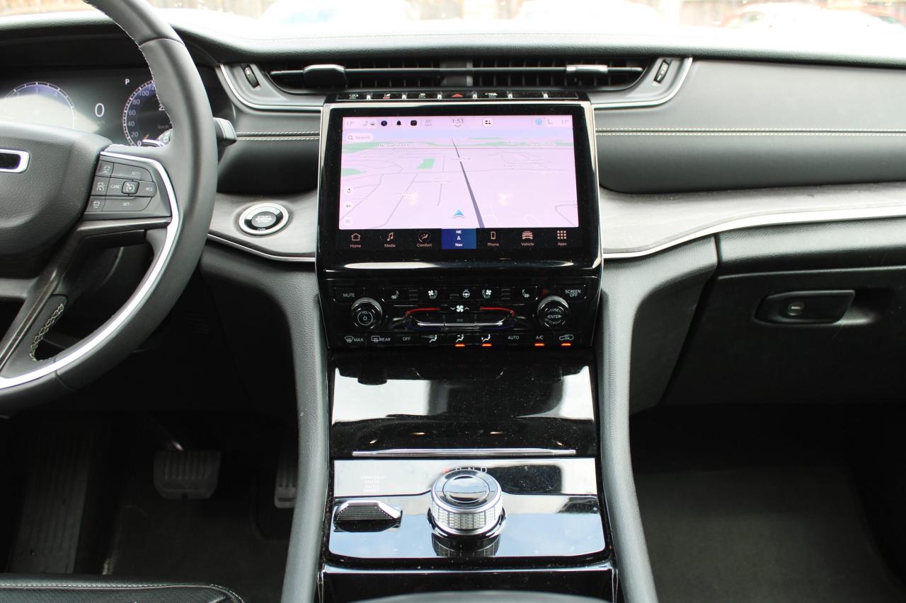 2023 Jeep Grand Cherokee LIMITED 4X4 - Photo #6