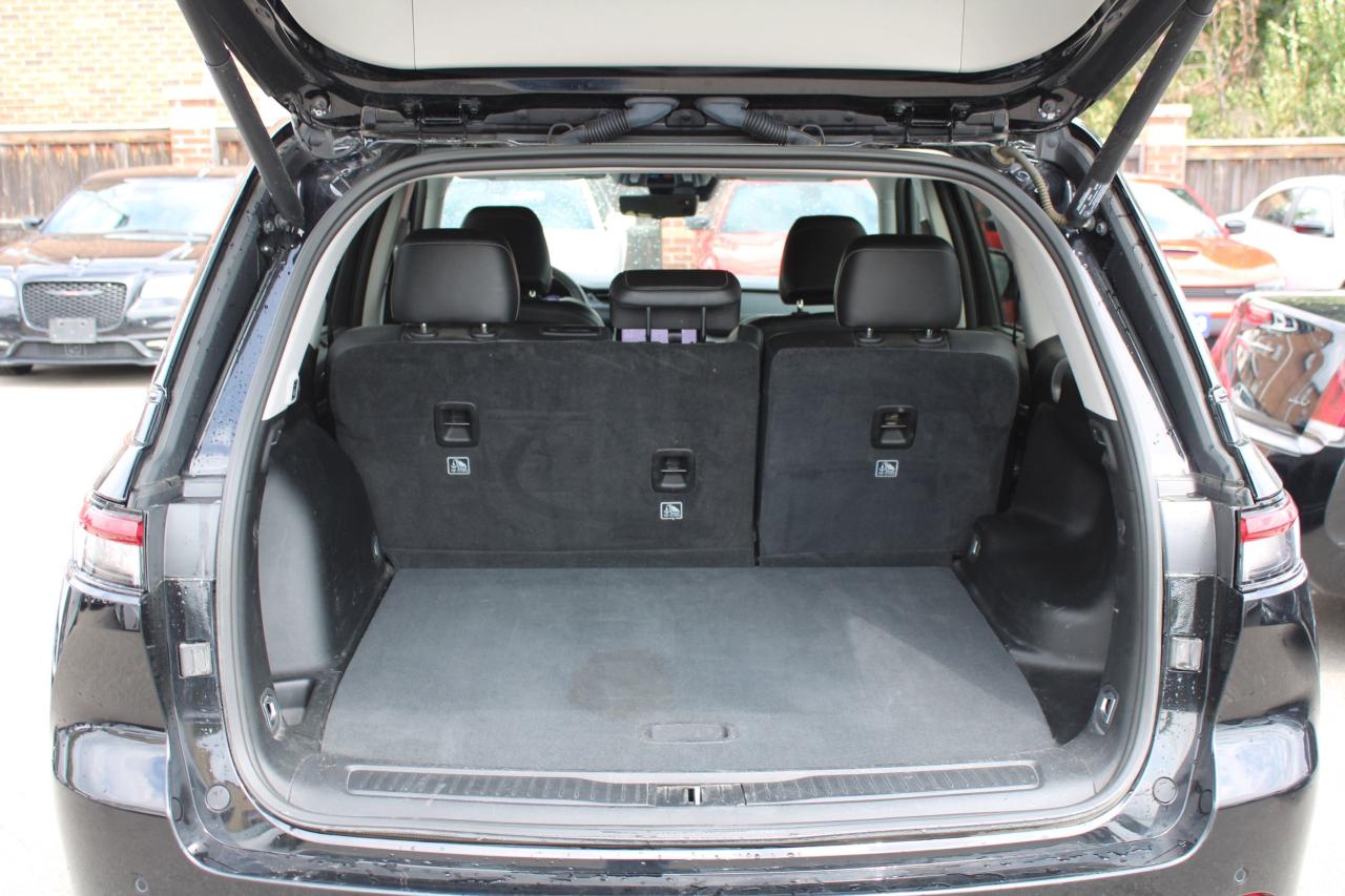 2023 Jeep Grand Cherokee LIMITED 4X4 - Photo #9