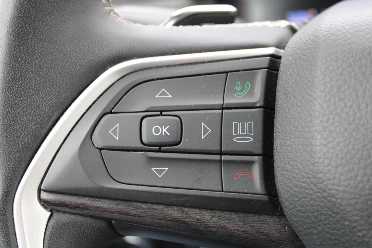2023 Jeep Grand Cherokee LIMITED 4X4 - Photo #13