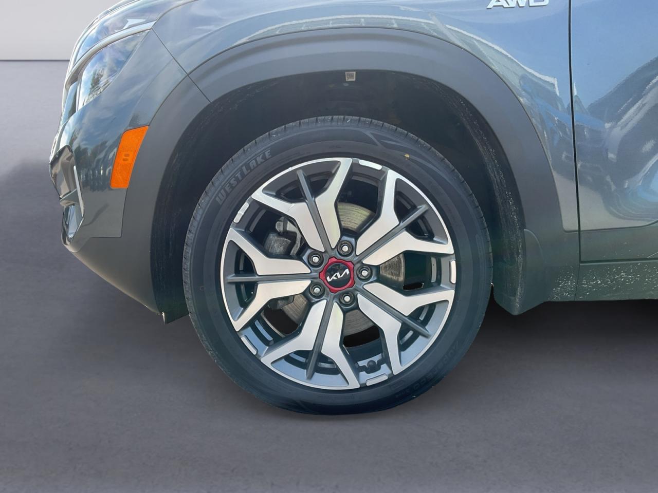 2023 Kia Seltos 1.6L SX! Clean CarFax! Photo