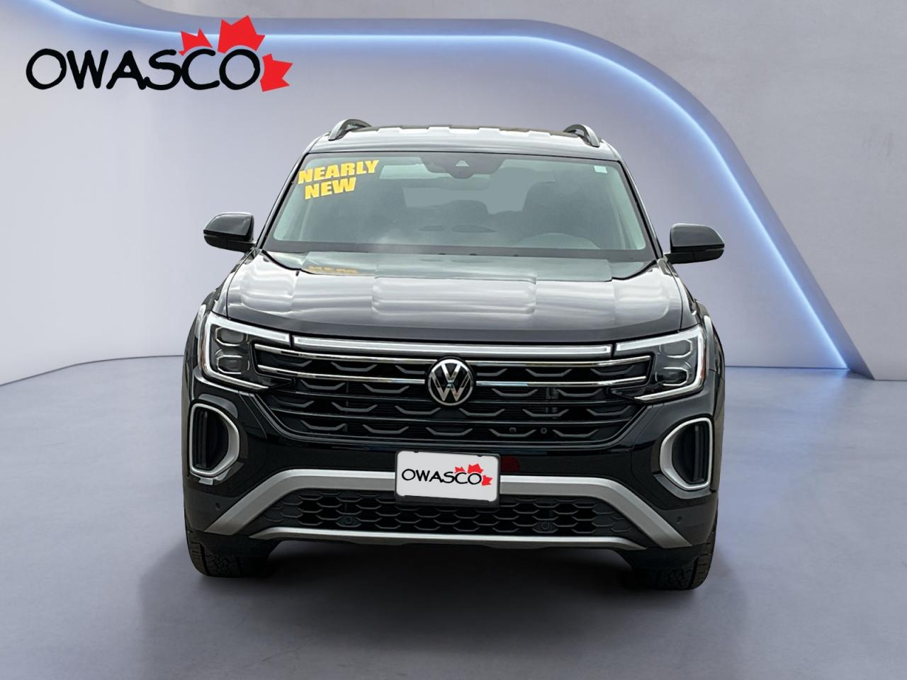 2025 Volkswagen Atlas 2.0L Peak Edition! Why buy New! Great KMs! Photo