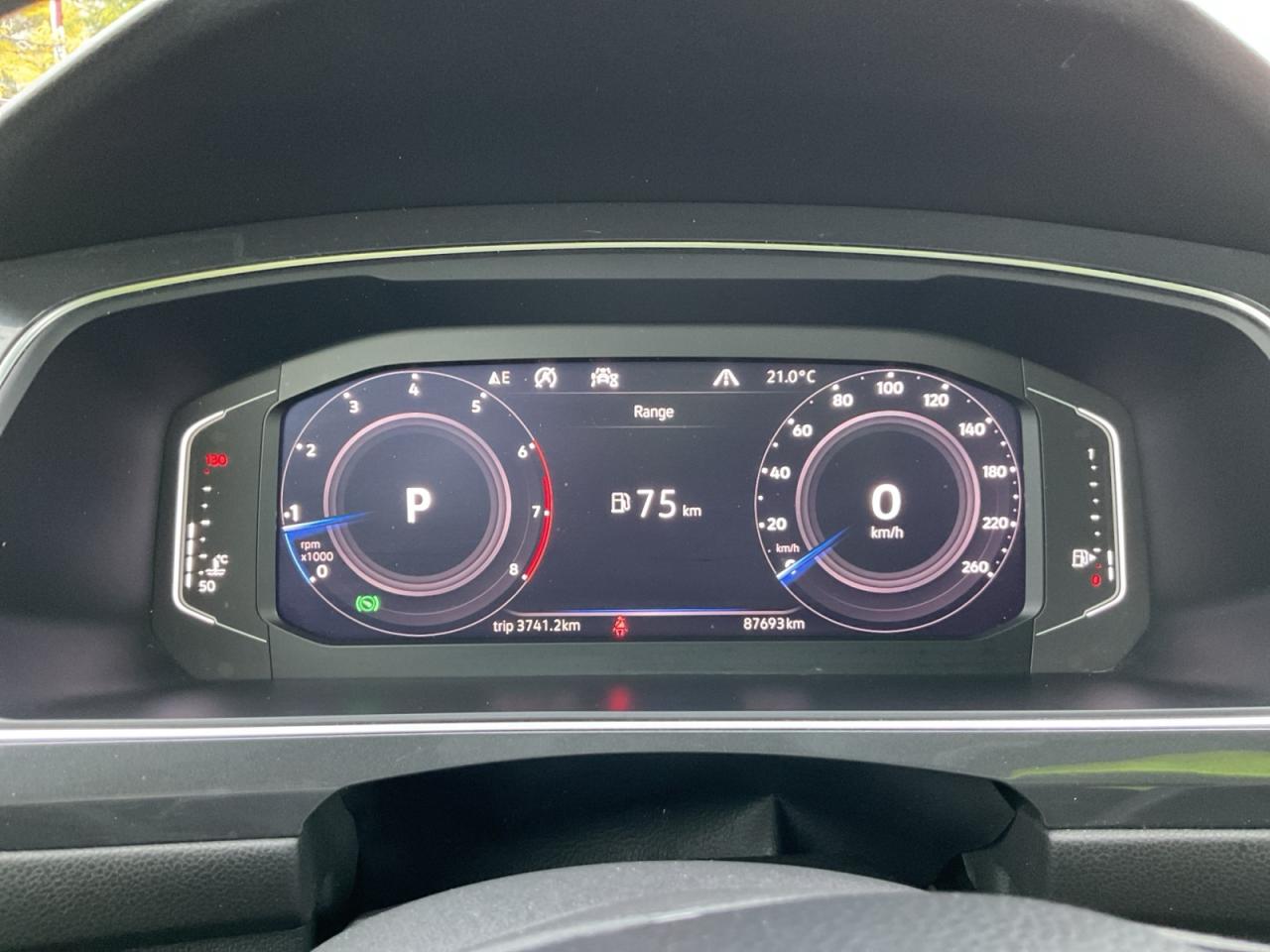 2020 Volkswagen Tiguan 2.0L Highline! Leather! Sunroof! Rims! Photo