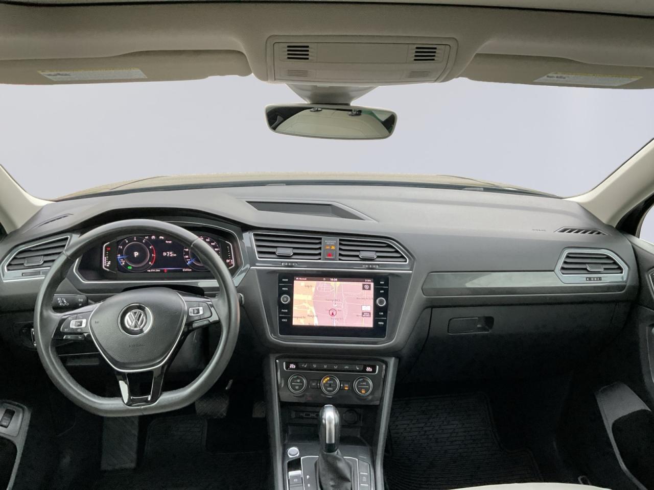 2020 Volkswagen Tiguan 2.0L Highline! Leather! Sunroof! Rims! Photo