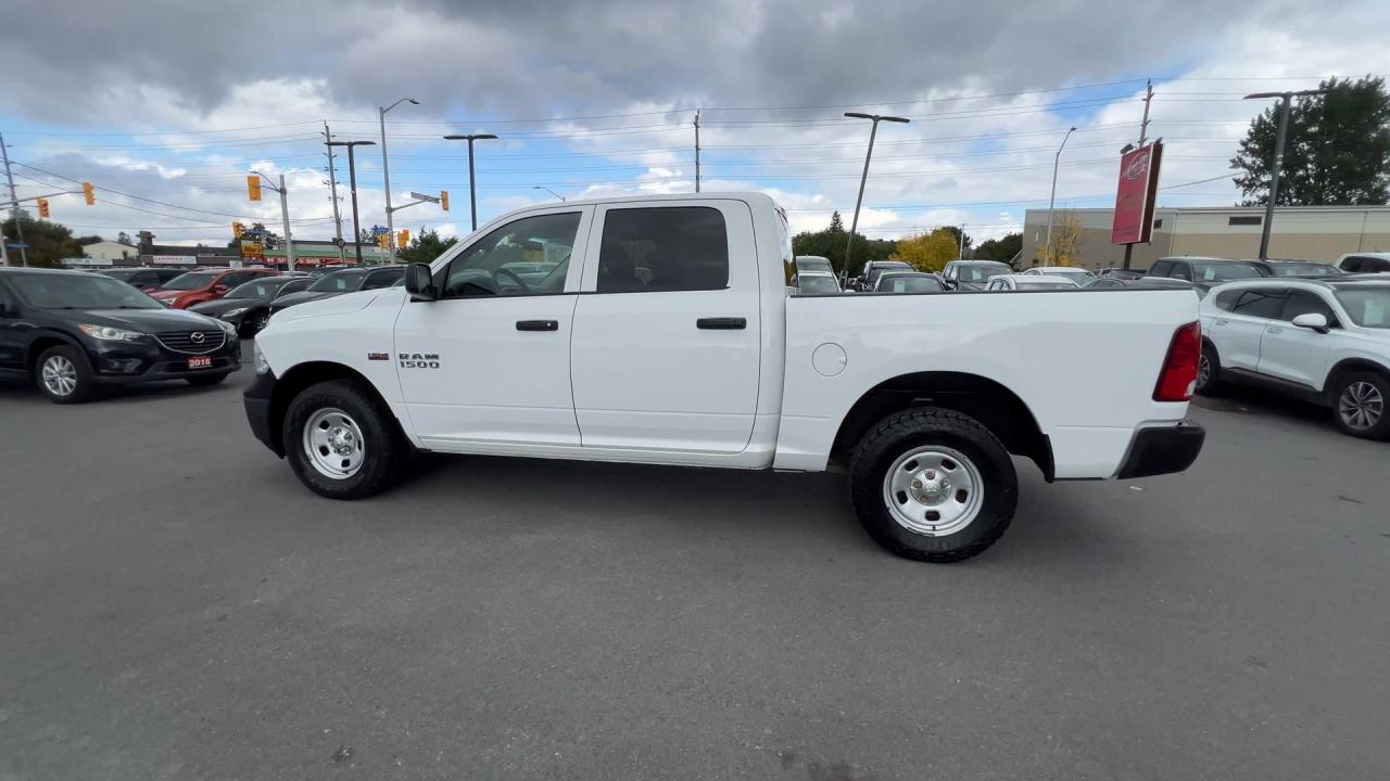 2017 RAM 1500 5.7L HEMI |LOW KMS | CREW CAB | READY TO WORK 4X4 Photo4