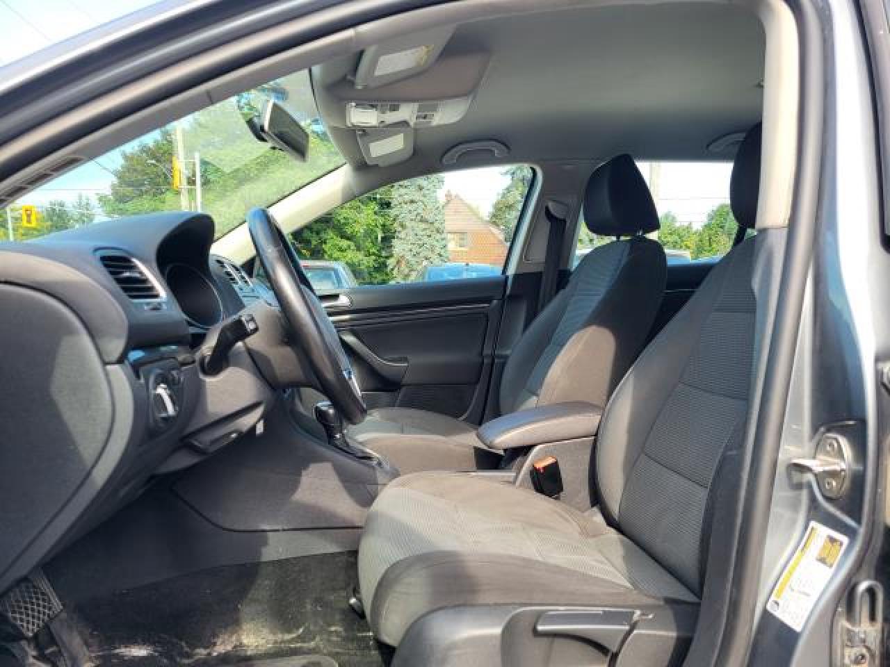 2012 Volkswagen Golf COMFORTLINE Photo27