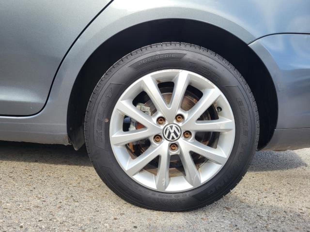 2012 Volkswagen Golf COMFORTLINE Photo15