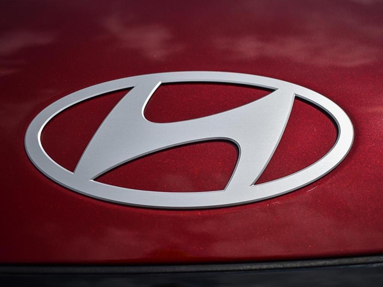 2026 Chevrolet Silverado 1500 RST  RST, CREW, 5.3 V8, FRONT BUCKETS Photo