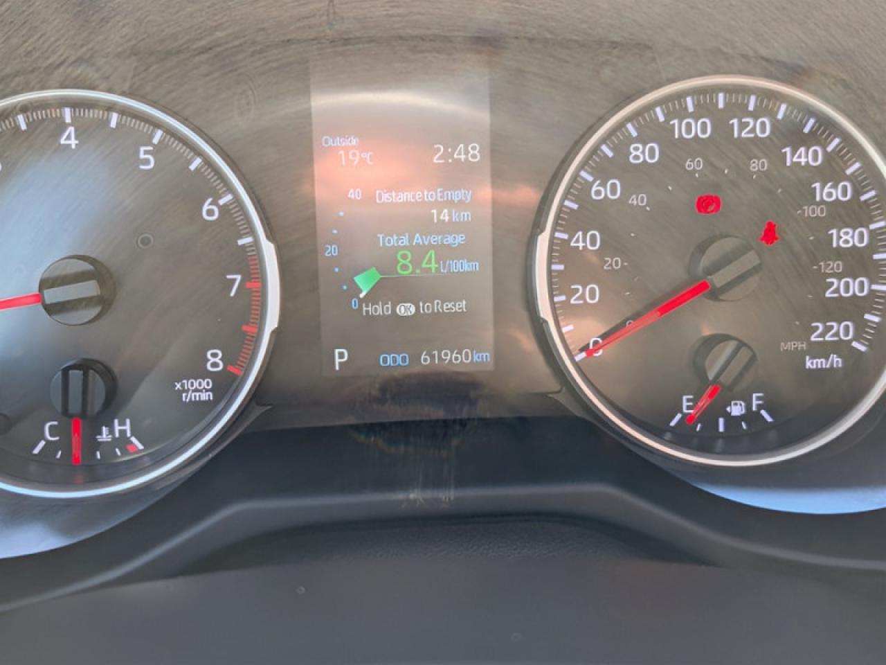 2021 Toyota RAV4 XLE  **LOW KMS - 1 OWNER** Photo