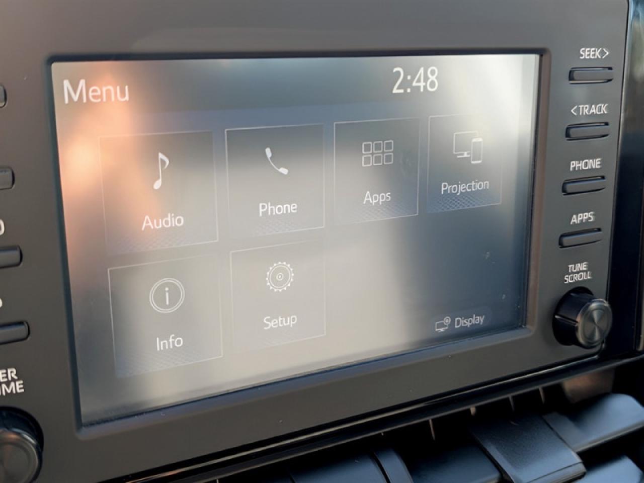 2021 Toyota RAV4 XLE  **LOW KMS - 1 OWNER** Photo