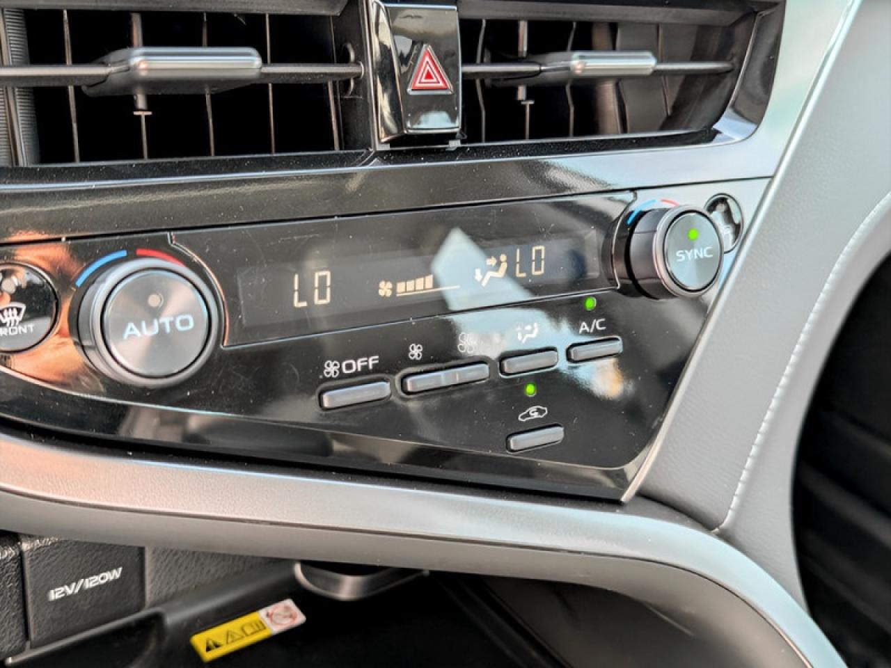 2024 Toyota Camry SE Upgrade  **SE UPGRADE - VERY CLEAN** Photo