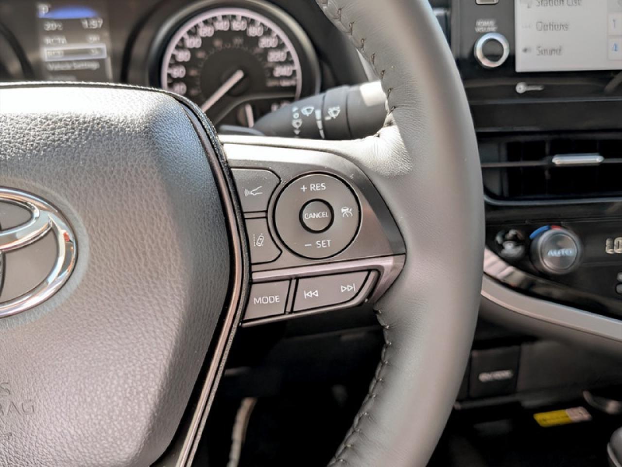 2024 Toyota Camry SE Upgrade  **SE UPGRADE - VERY CLEAN** Photo