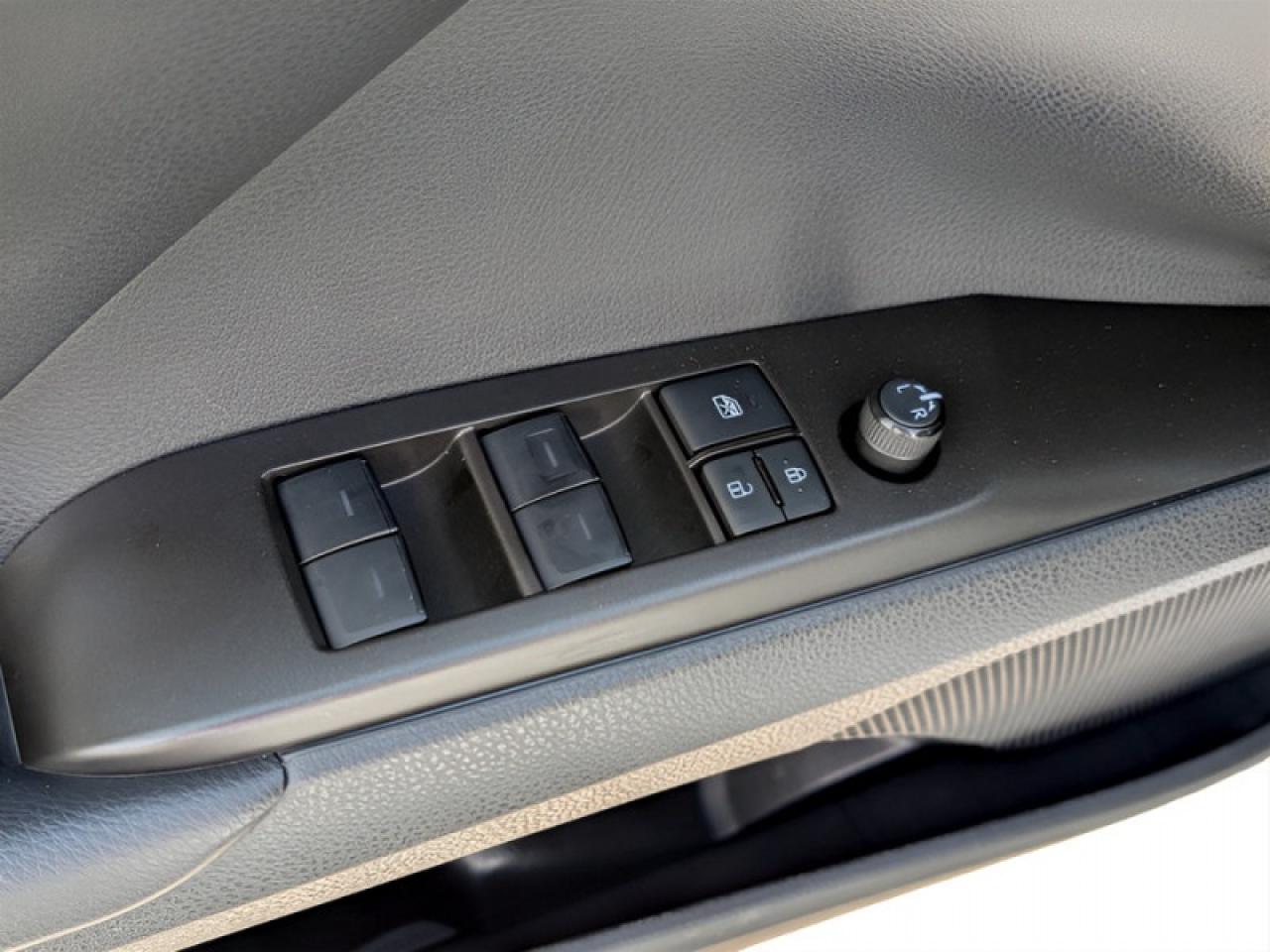 2024 Toyota Camry SE Upgrade  **SE UPGRADE - VERY CLEAN** Photo