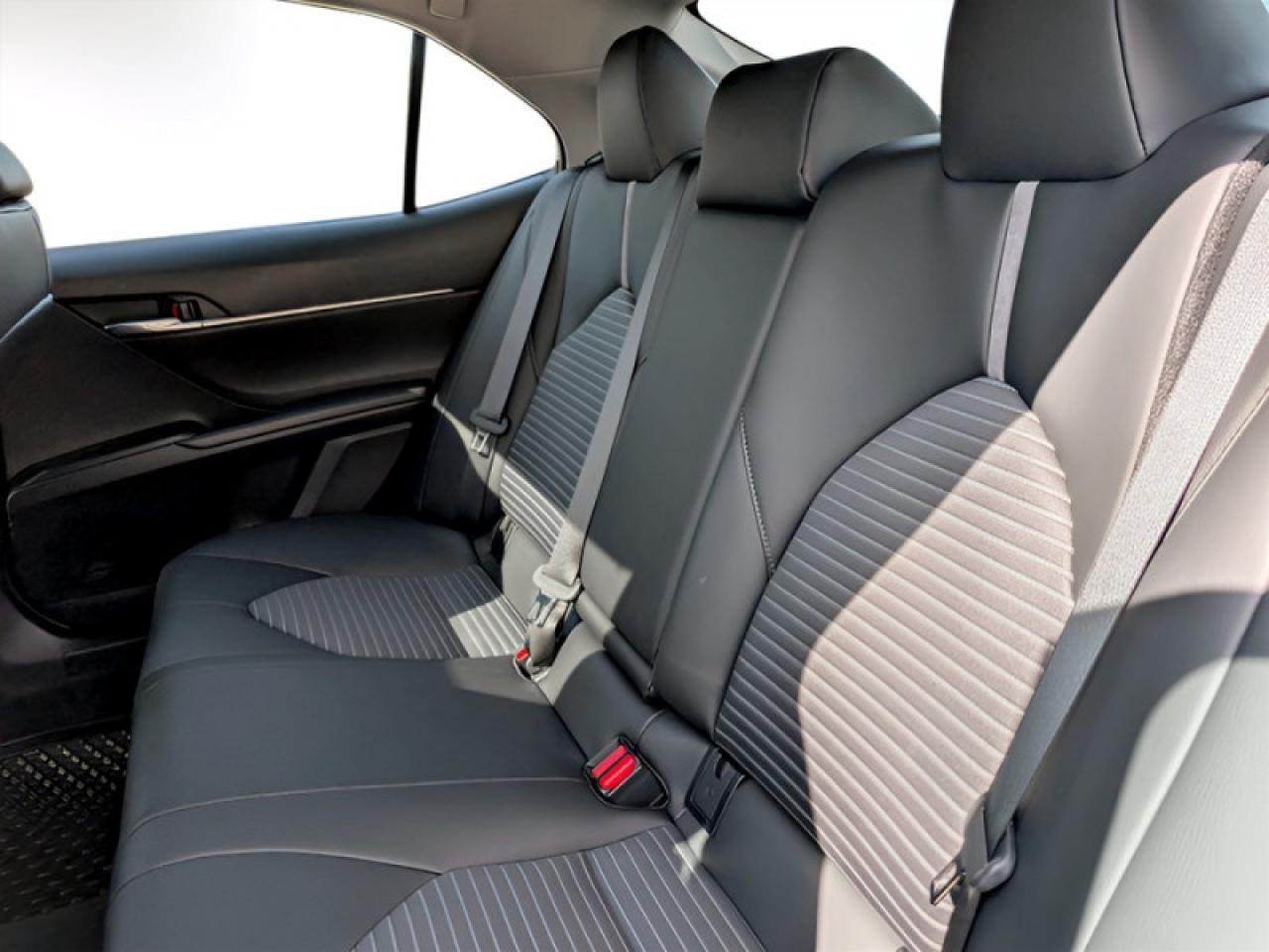 2024 Toyota Camry SE Upgrade  **SE UPGRADE - VERY CLEAN** Photo