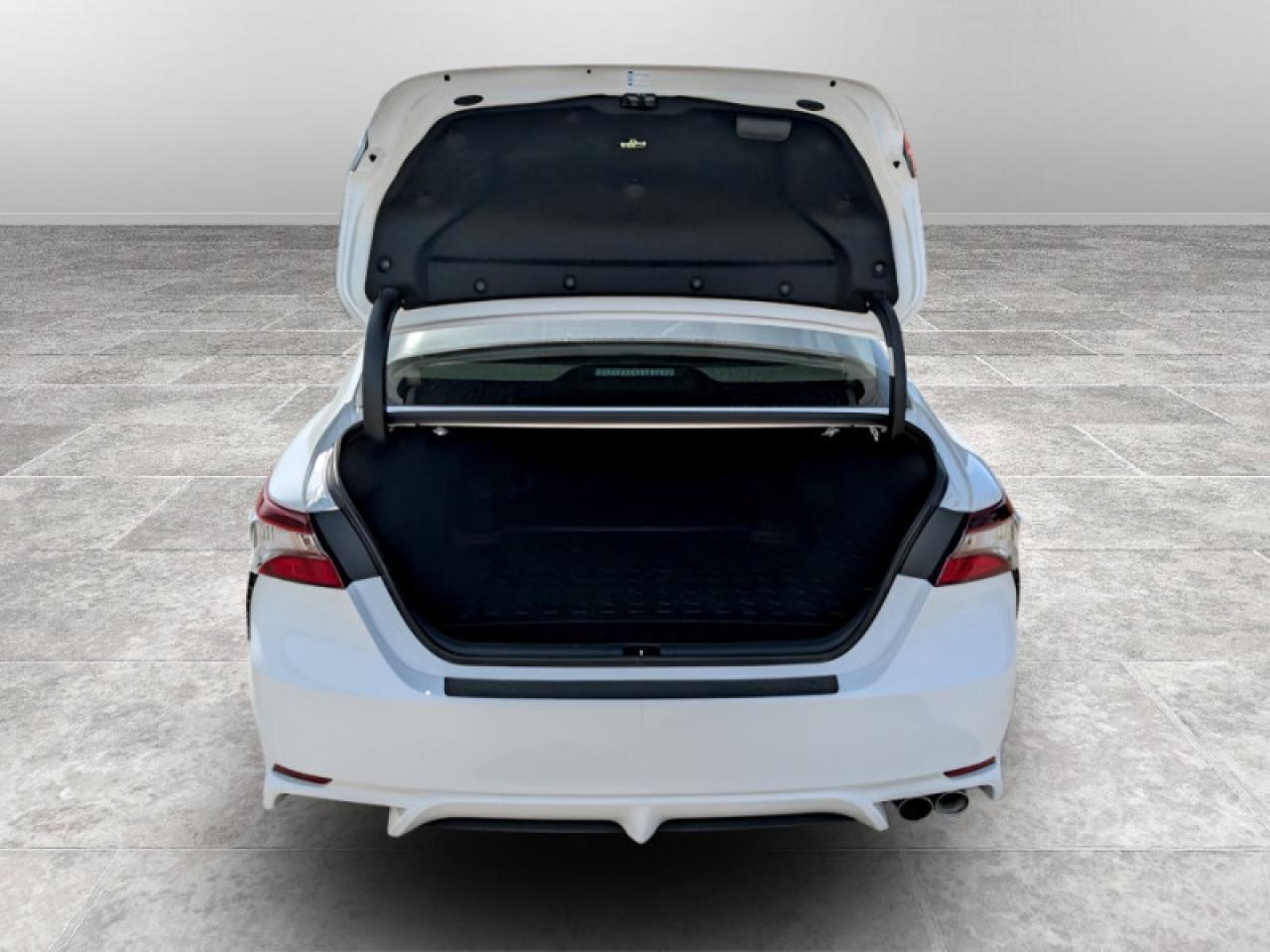 2024 Toyota Camry SE Upgrade  **SE UPGRADE - VERY CLEAN** Photo