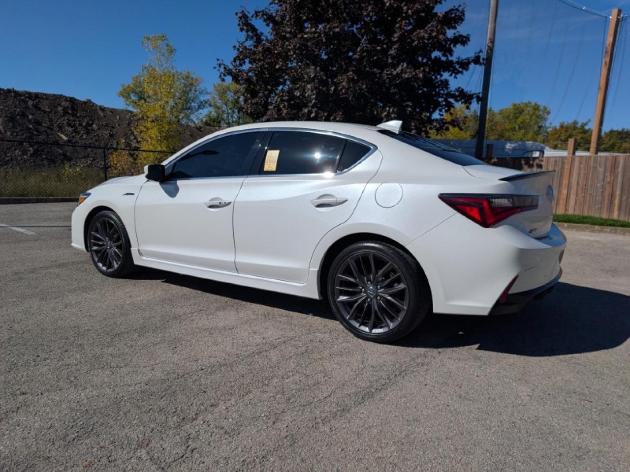 2019 Acura ILX Premium A-Spec Sedan  **VERY LOW KMS** Photo2