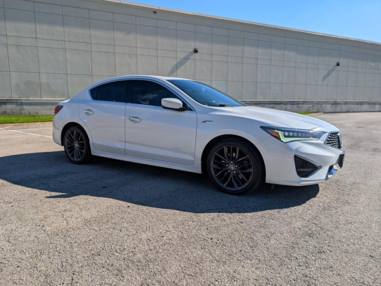 2019 Acura ILX Premium A-Spec Sedan  **VERY LOW KMS** Photo