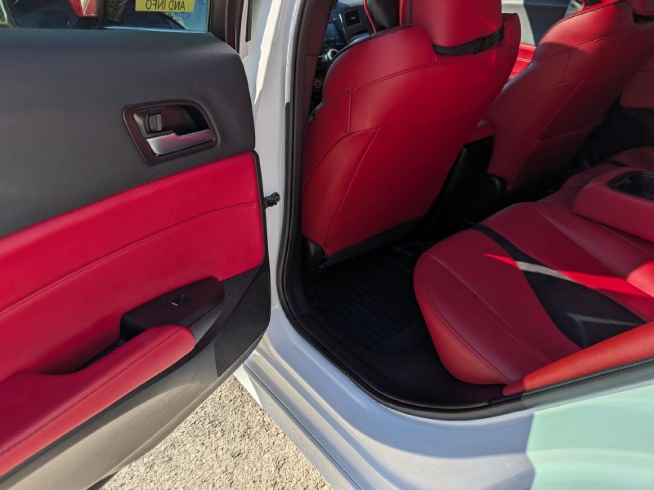 2019 Acura ILX Premium A-Spec Sedan  **VERY LOW KMS** Photo