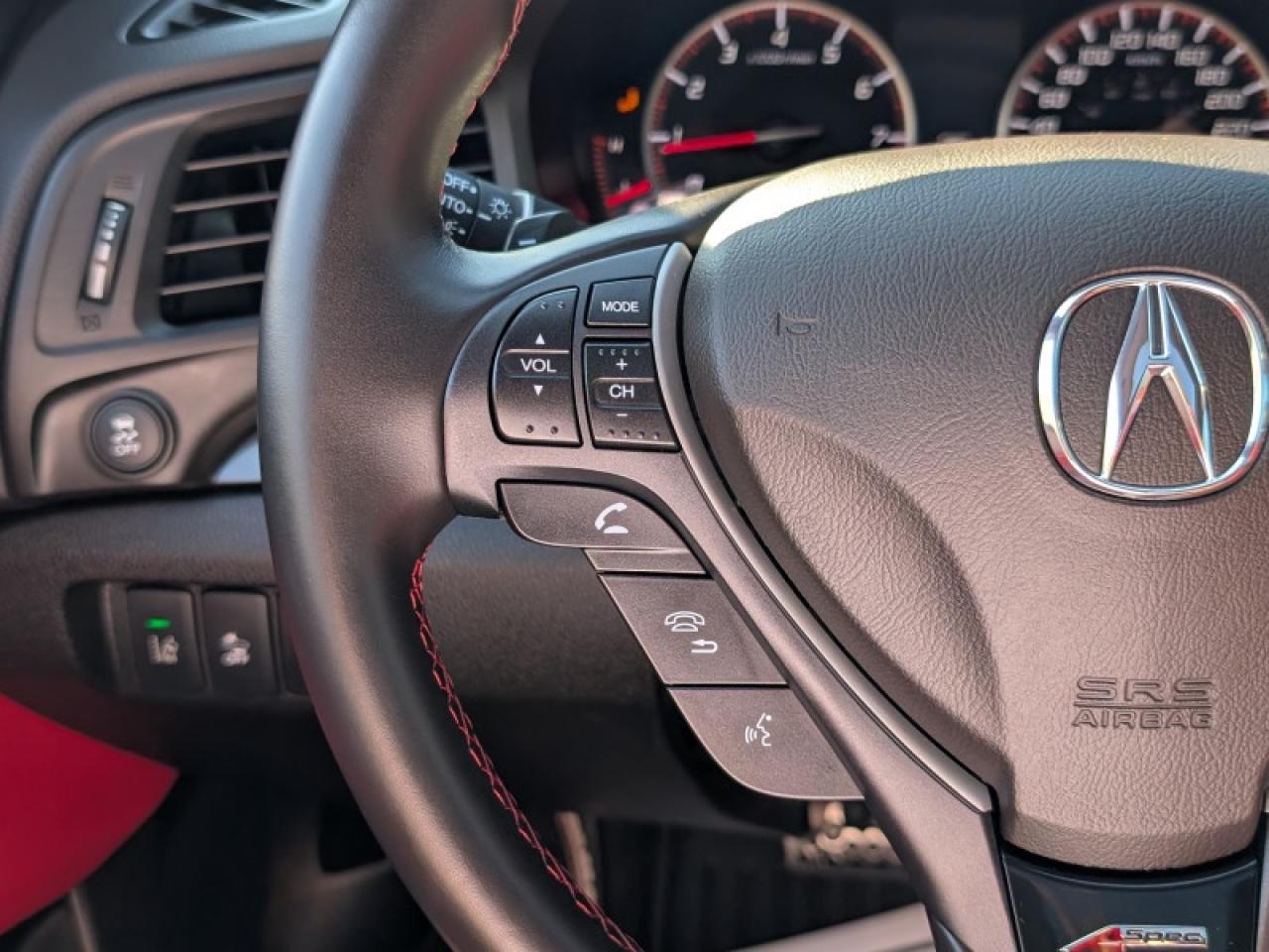 2019 Acura ILX Premium A-Spec Sedan  **VERY LOW KMS** Photo
