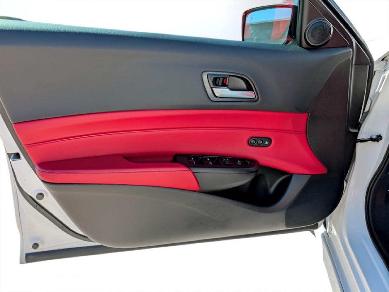 2019 Acura ILX Premium A-Spec Sedan  **VERY LOW KMS** Photo