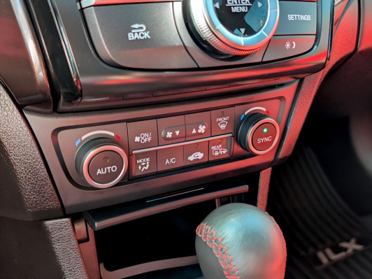 2019 Acura ILX Premium A-Spec Sedan  **VERY LOW KMS** Photo