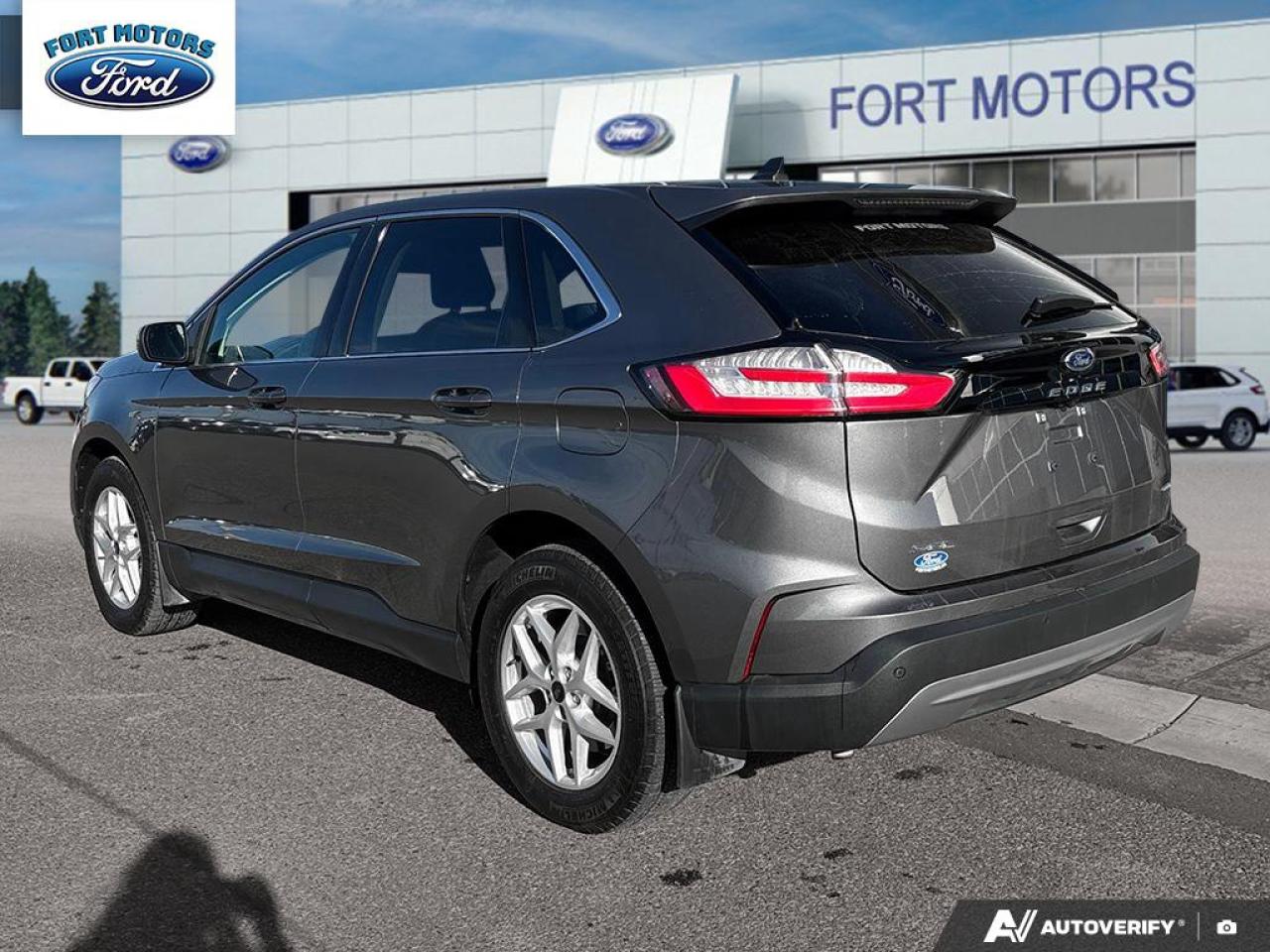 2024 Ford Edge SEL Photo3