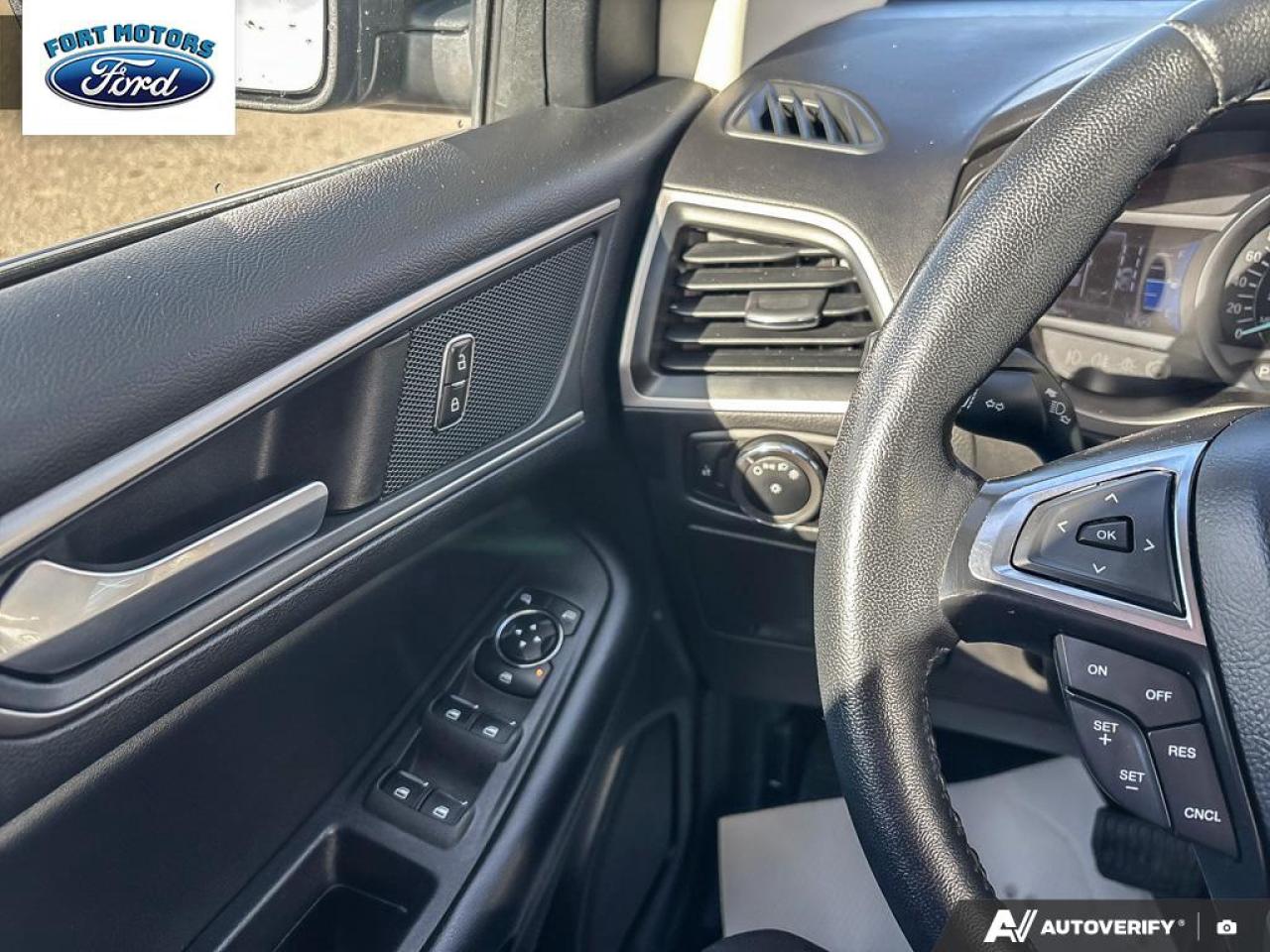 2024 Ford Edge SEL Photo5
