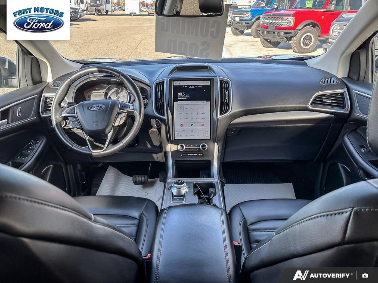 2024 Ford Edge SEL Photo5