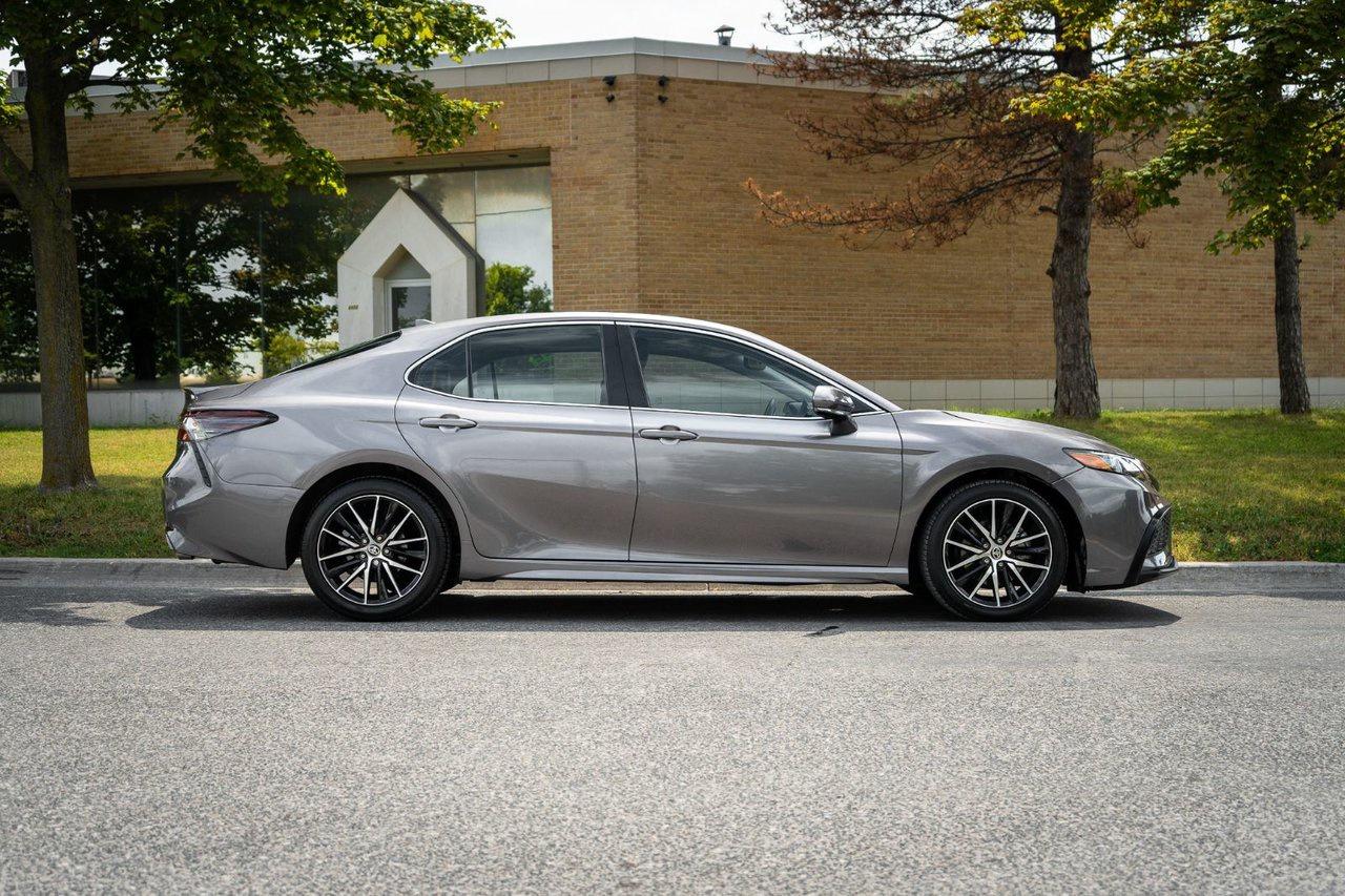 2024 Toyota Camry SE Upgrade Photo