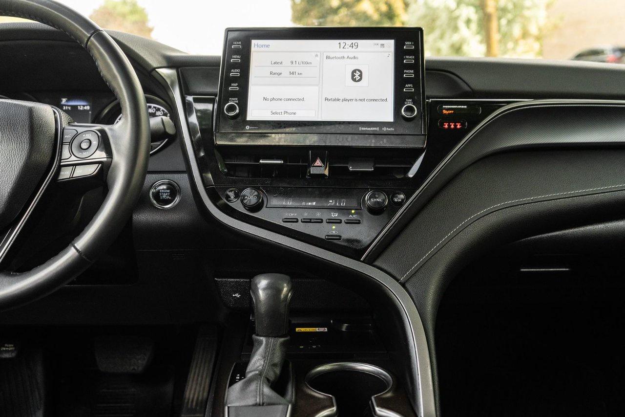 2024 Toyota Camry SE Upgrade Photo