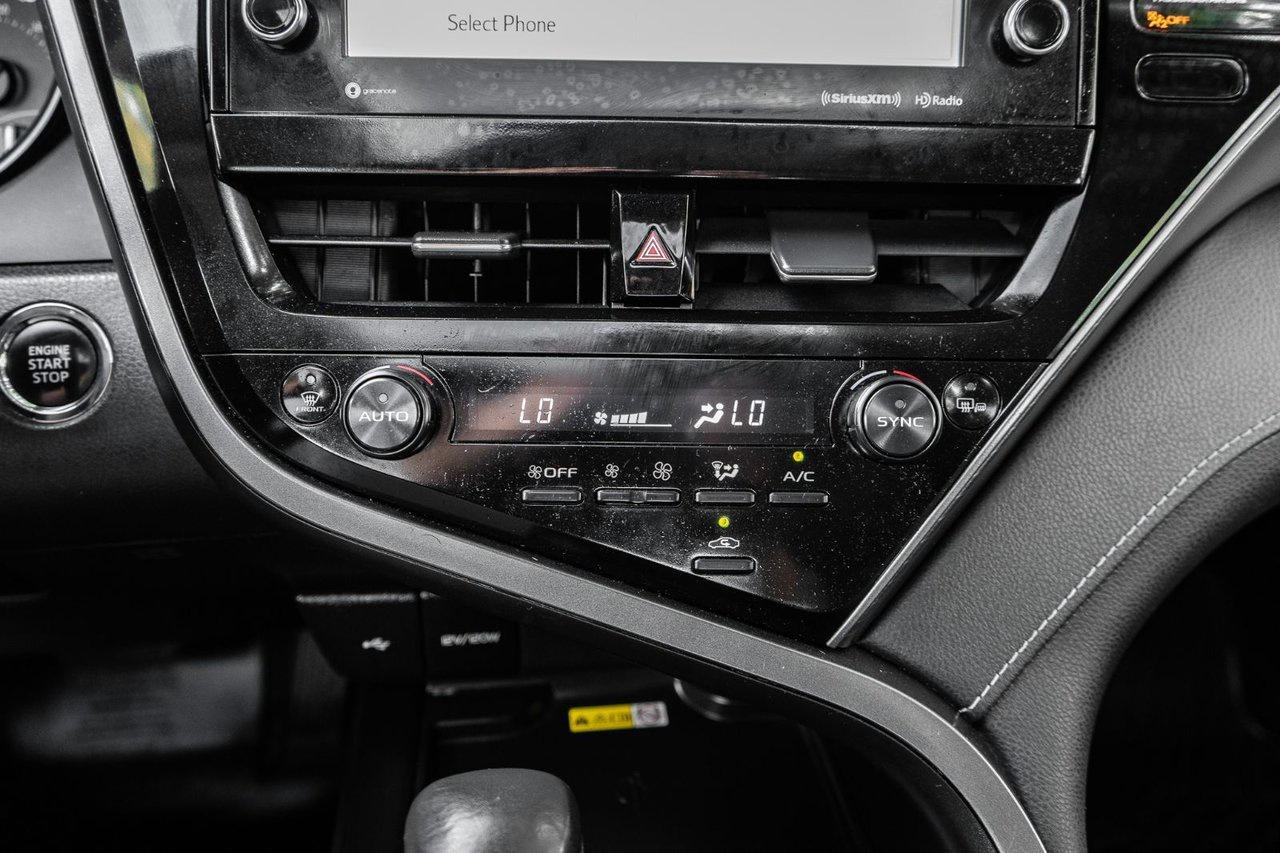 2024 Toyota Camry SE Upgrade Photo