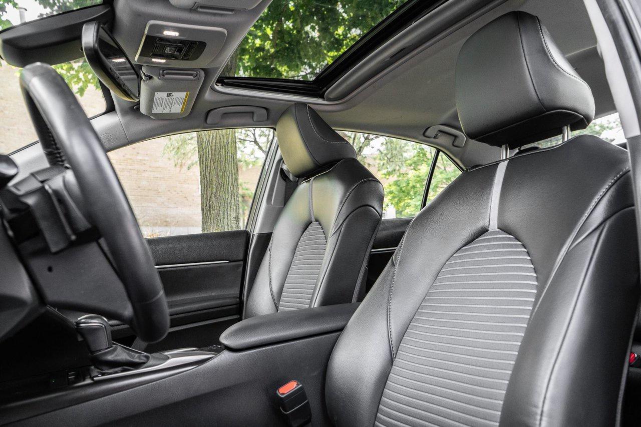 2024 Toyota Camry SE Upgrade Photo