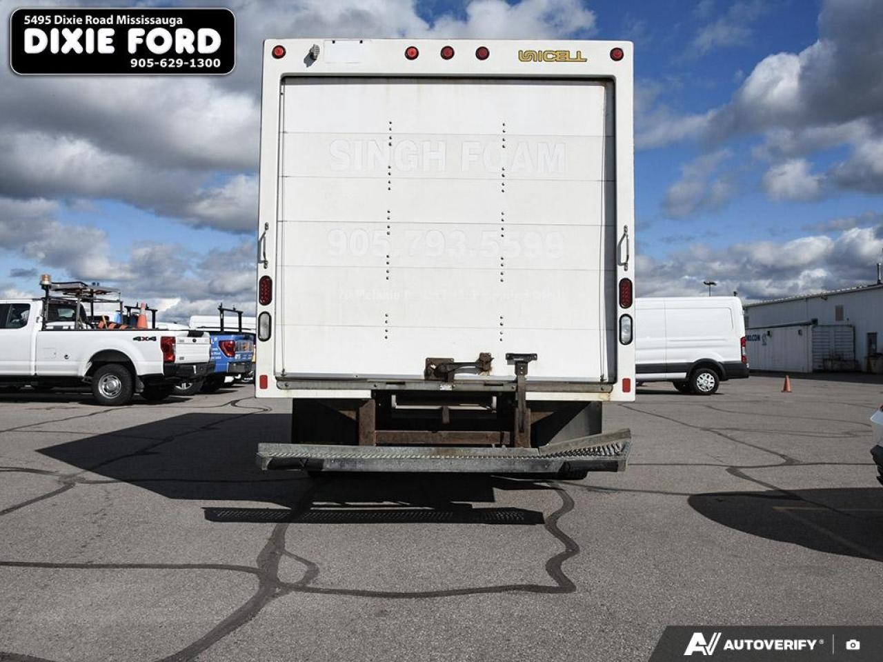 2016 Ford Econoline Commercial Cutaway Photo