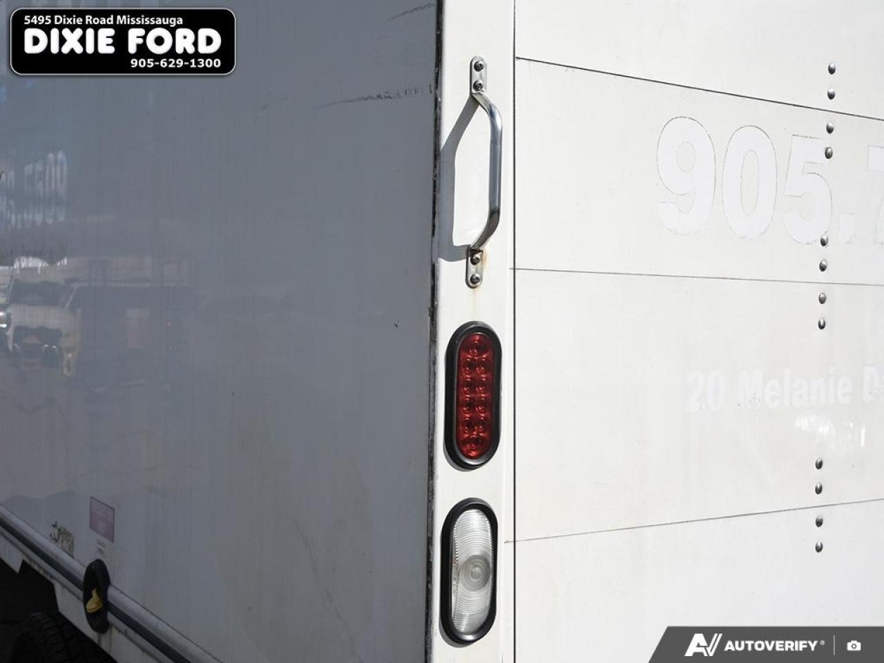 2016 Ford Econoline Commercial Cutaway Photo