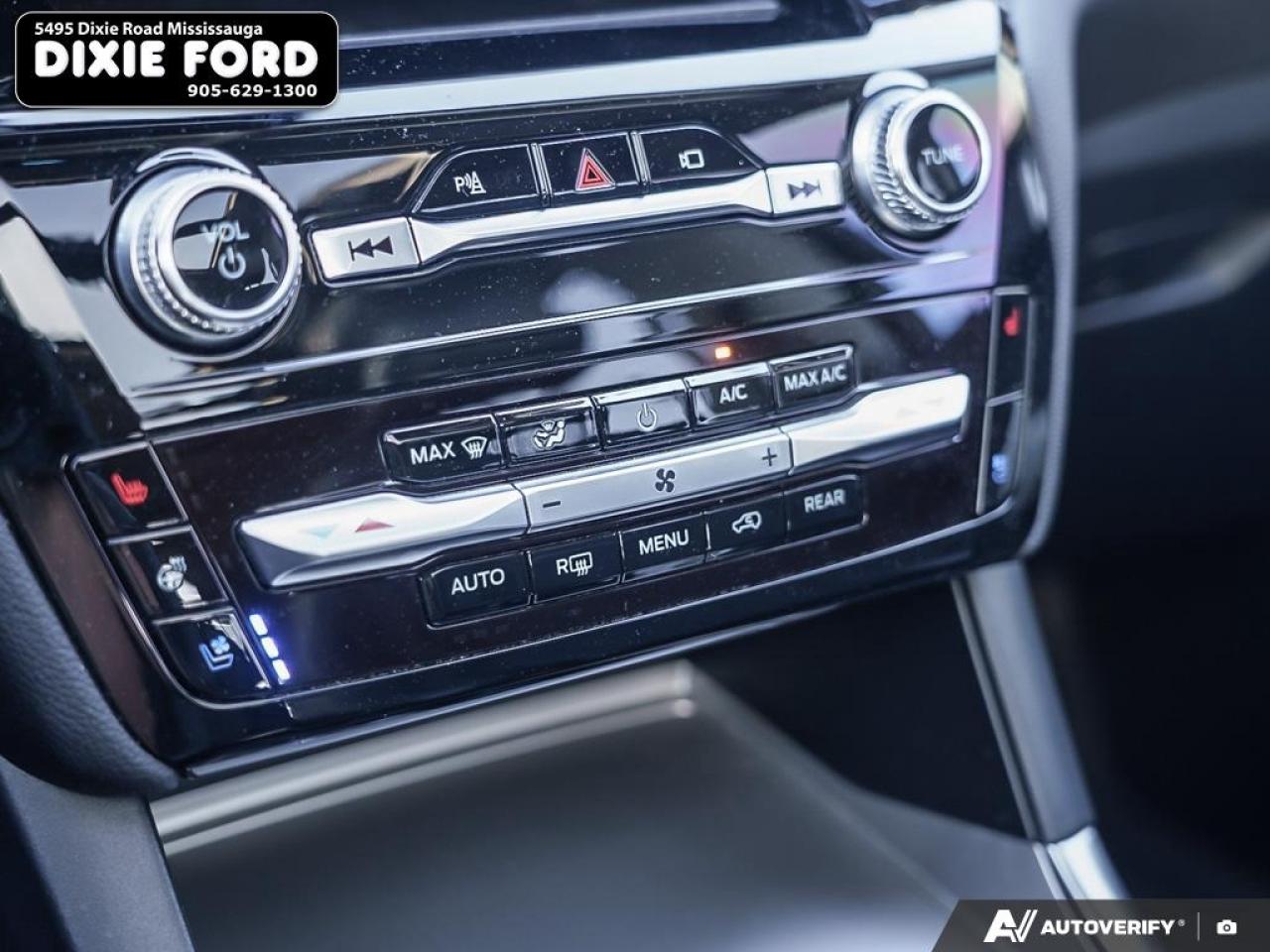 2022 Ford Explorer LIMITED Photo