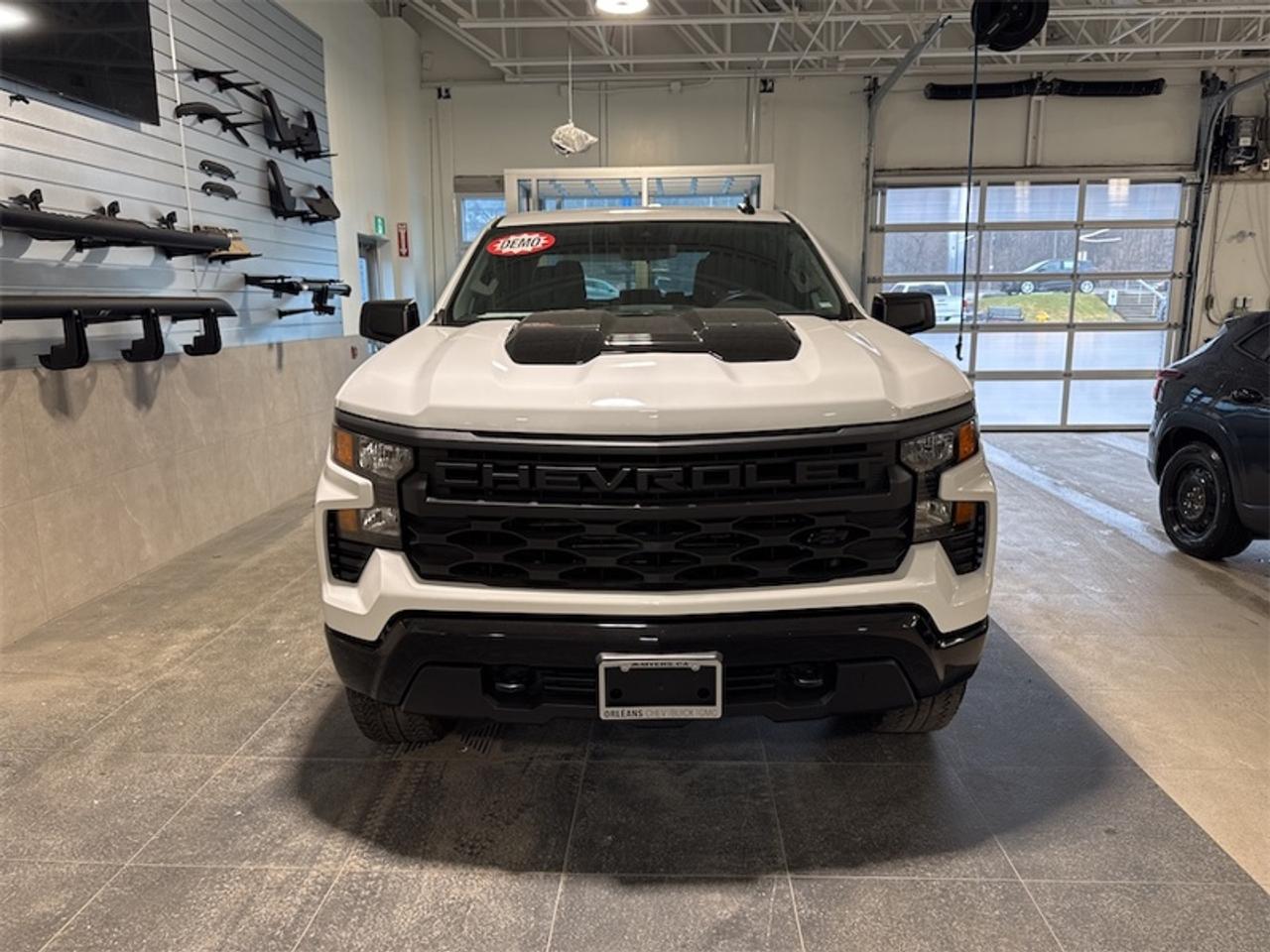 2025 Chevrolet Silverado 1500 Custom Trail Photo