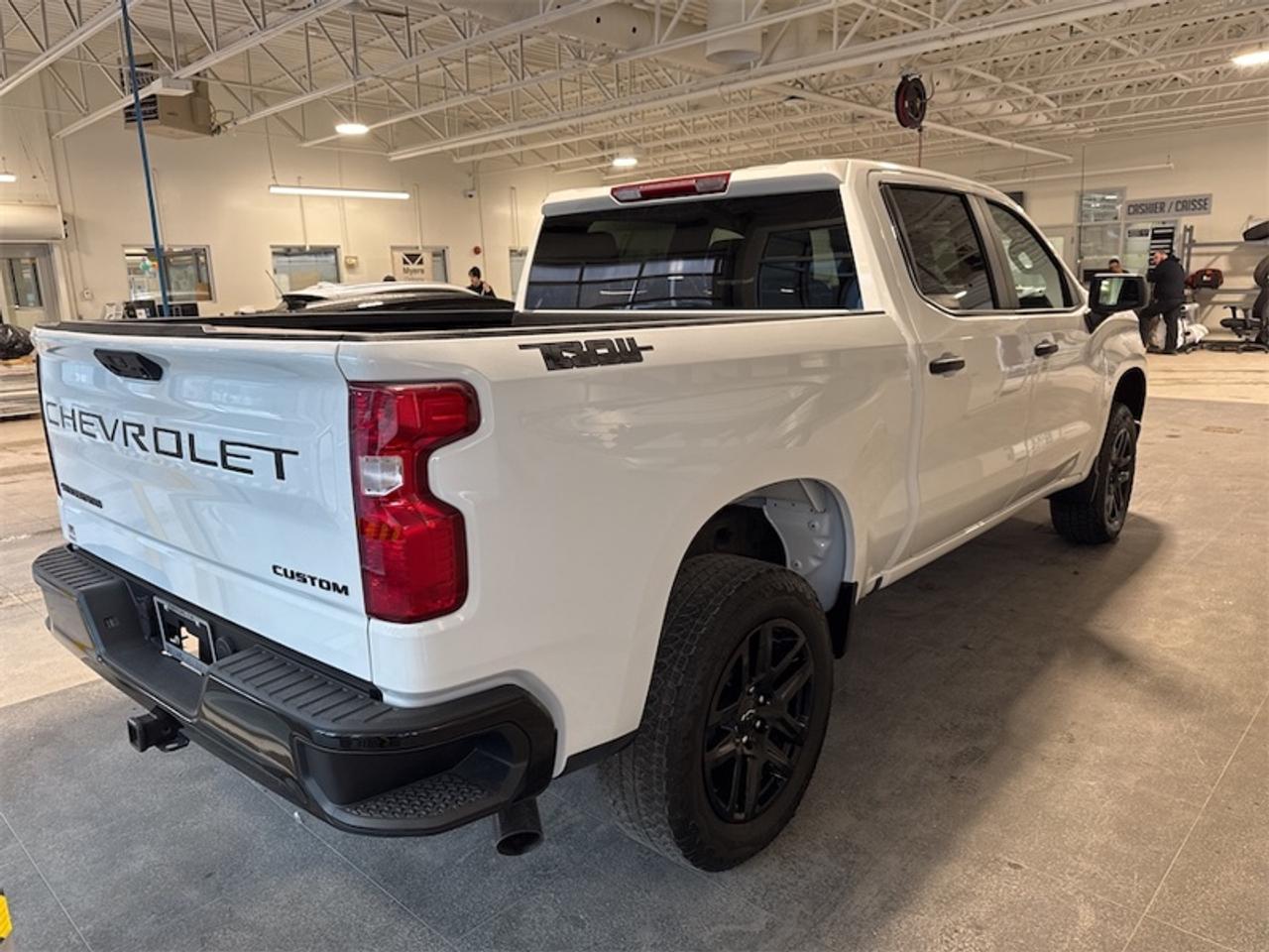 2025 Chevrolet Silverado 1500 Custom Trail Photo