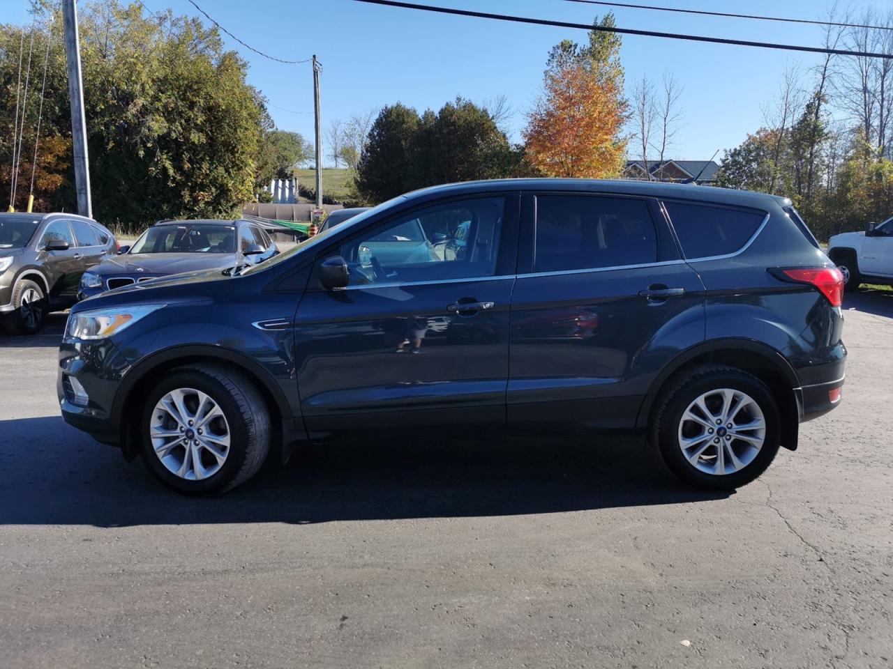 2019 Ford Escape SE 4WD - Photo #2