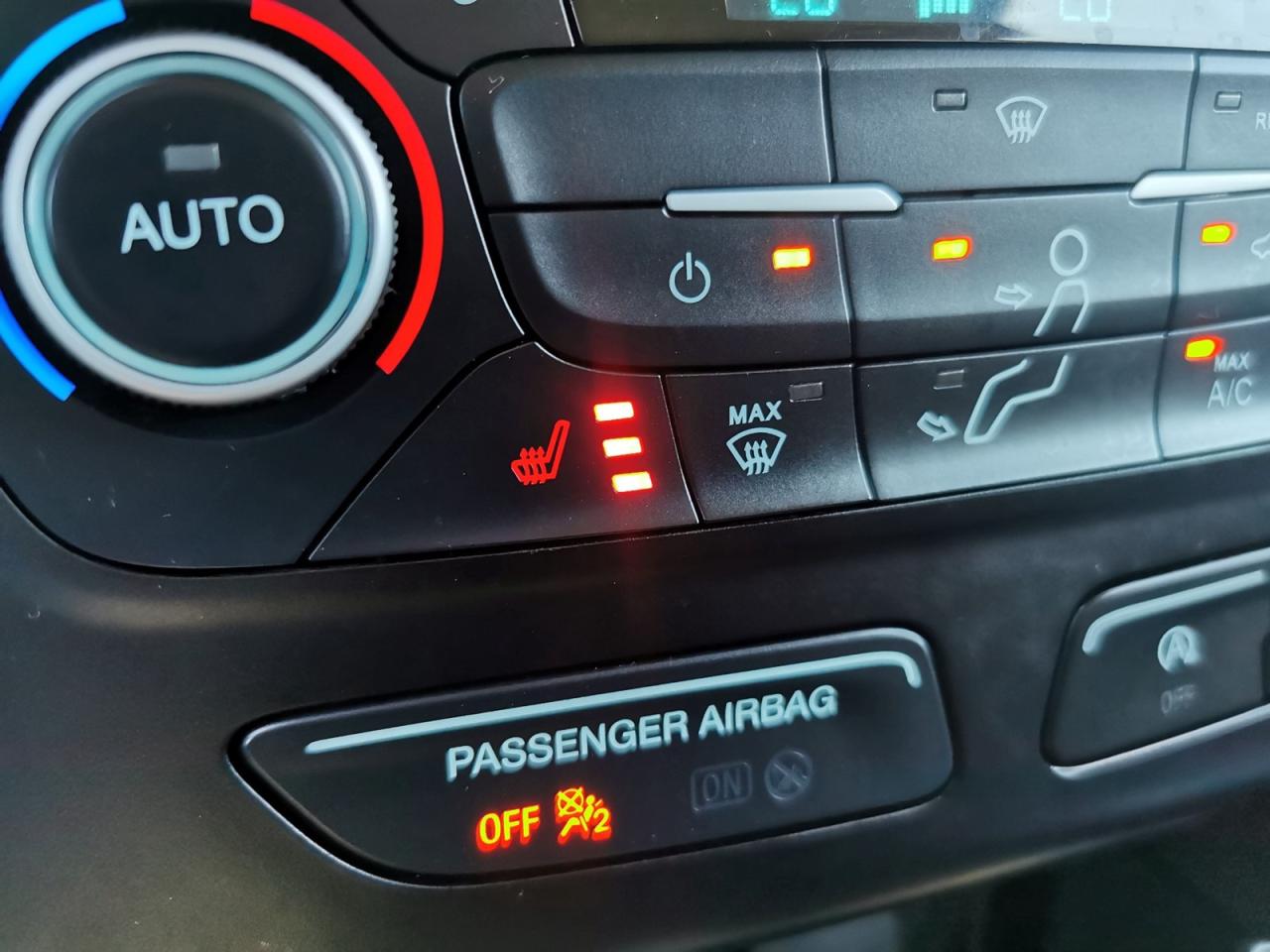 2019 Ford Escape SE 4WD - Photo #26
