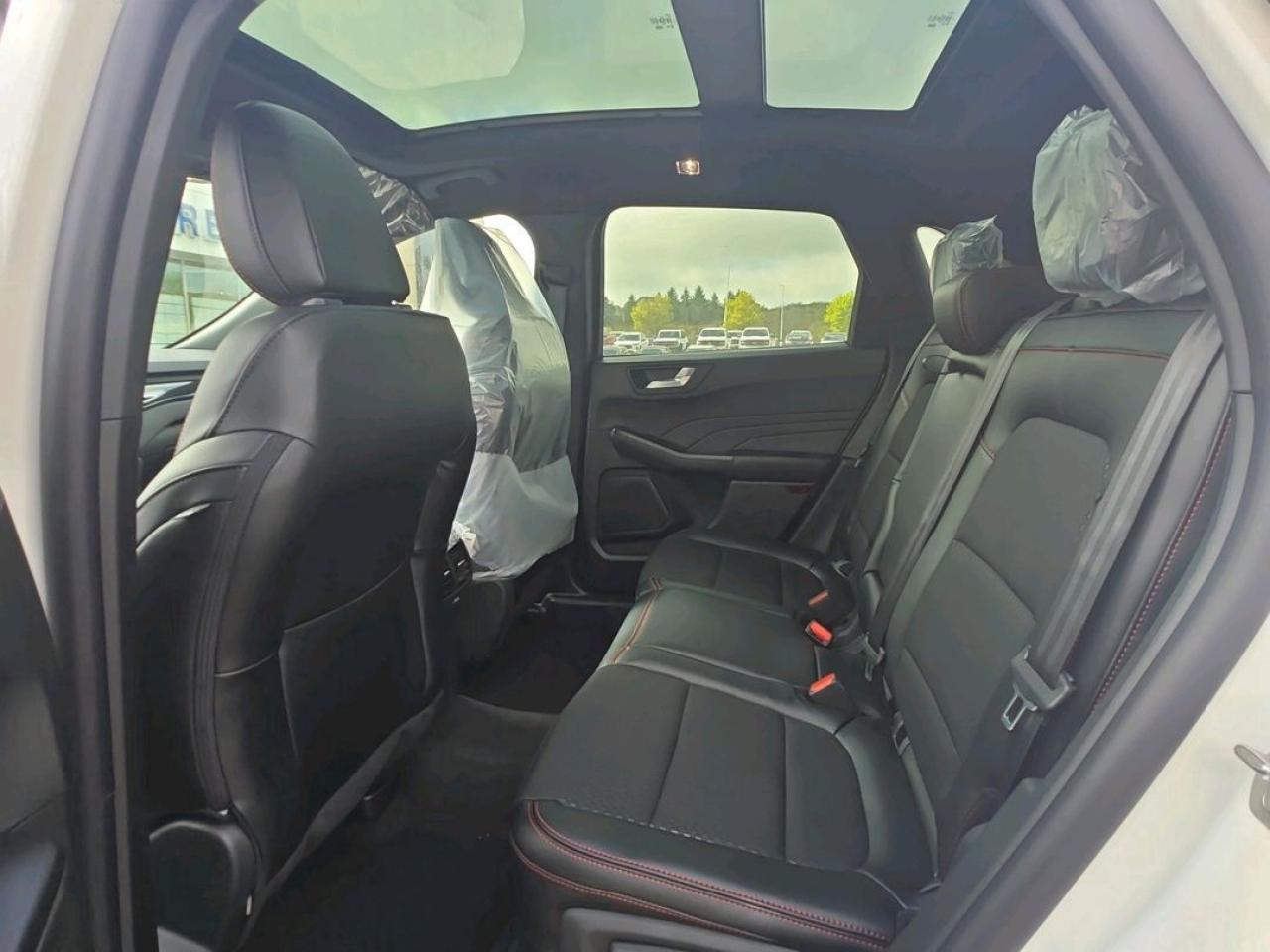 2025 Ford Escape ST-LINE, PANORAMIC ROOF, ADAPTIVE CRUISE, Photo