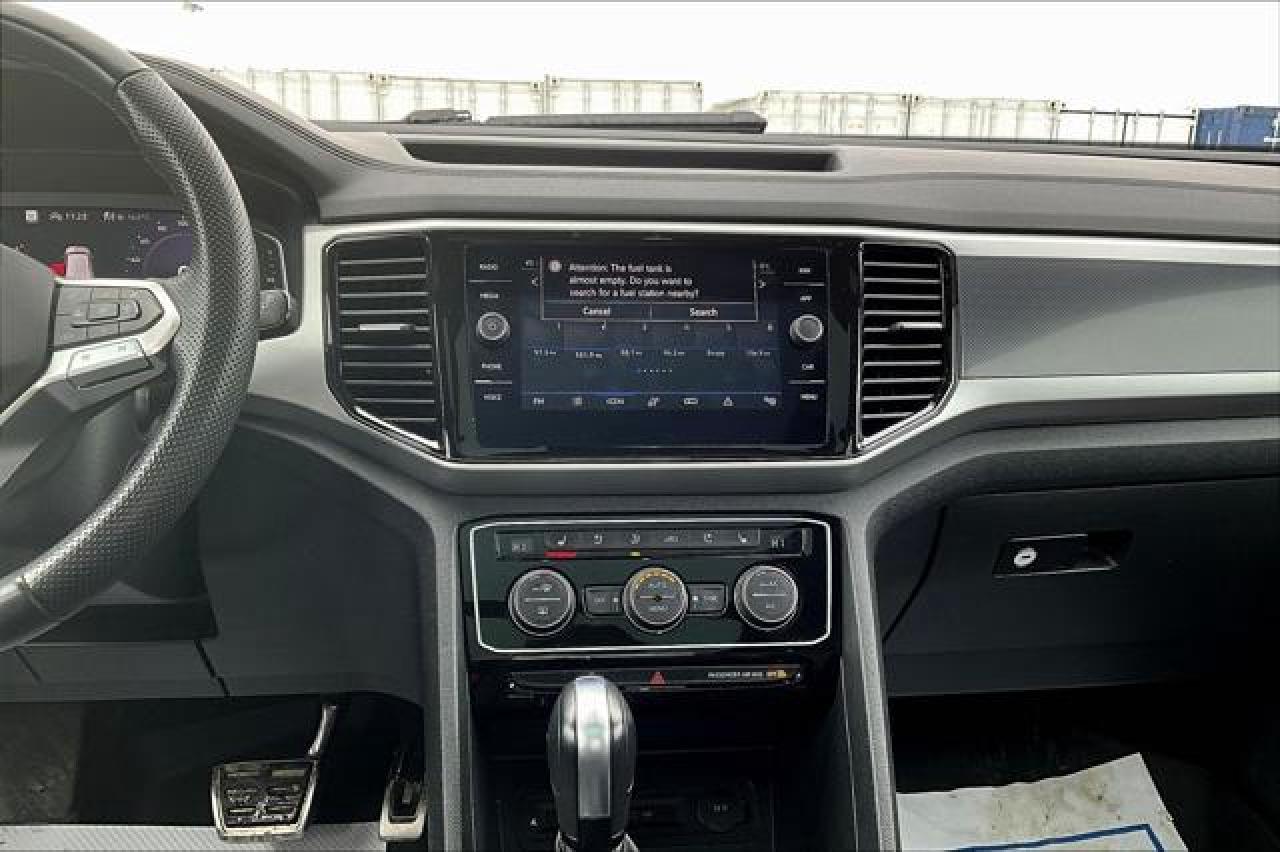 2023 Volkswagen Atlas Cross Sport Photo