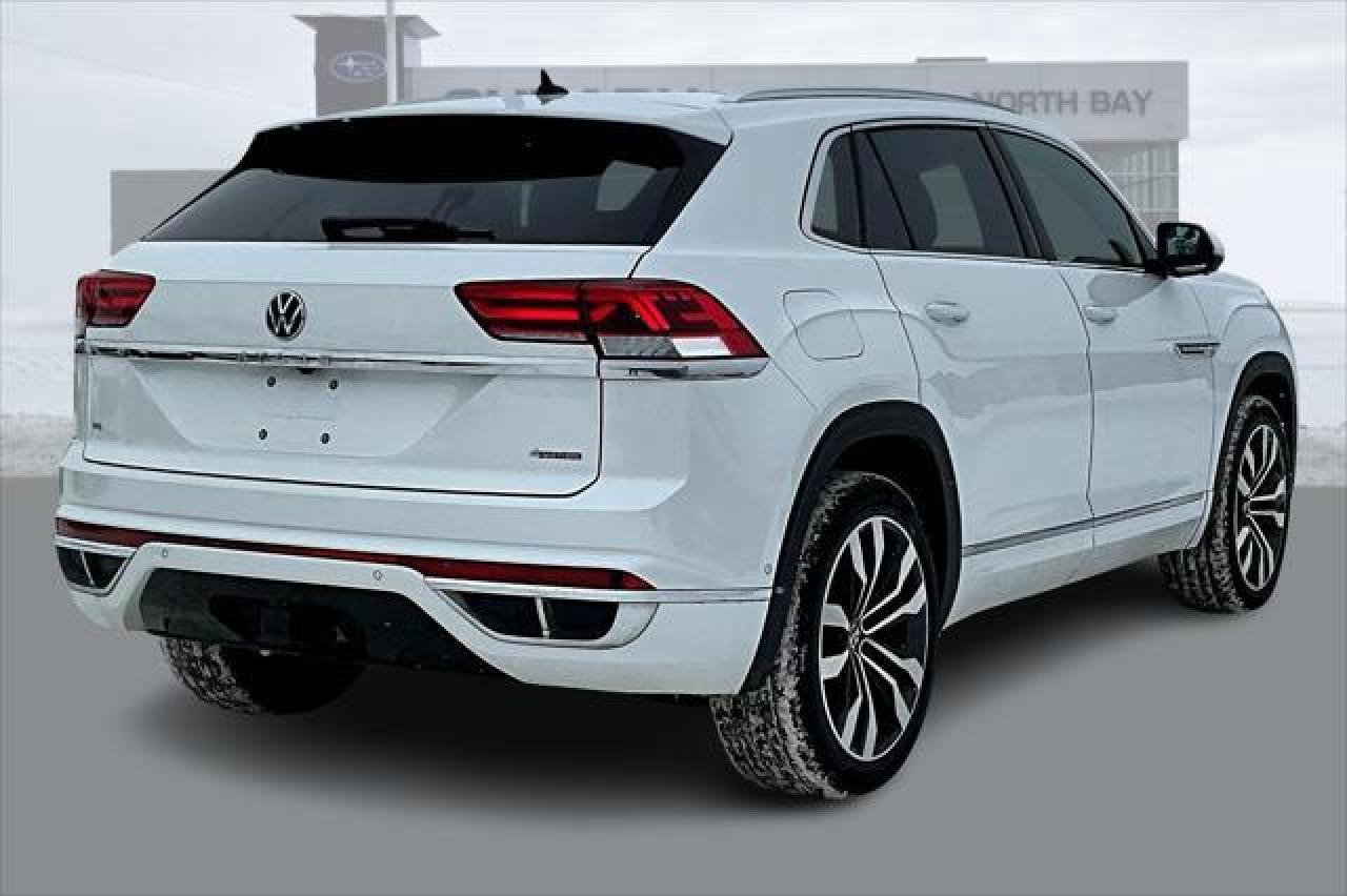 2023 Volkswagen Atlas Cross Sport Photo