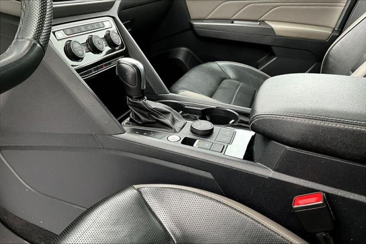 2023 Volkswagen Atlas Cross Sport Photo