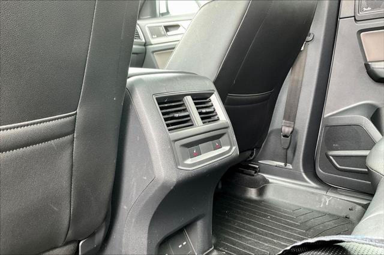 2023 Volkswagen Atlas Cross Sport Photo