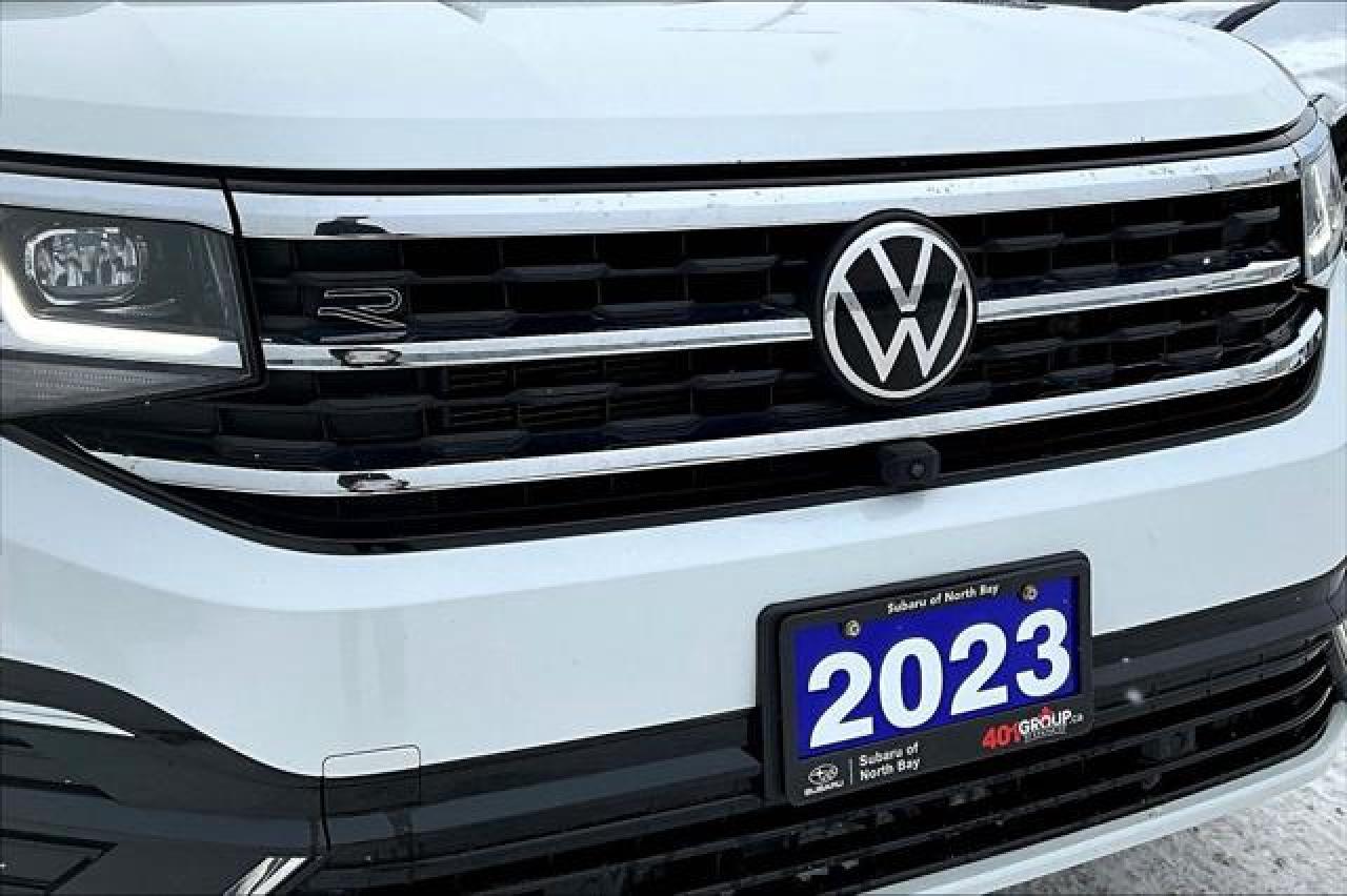 2023 Volkswagen Atlas Cross Sport Photo
