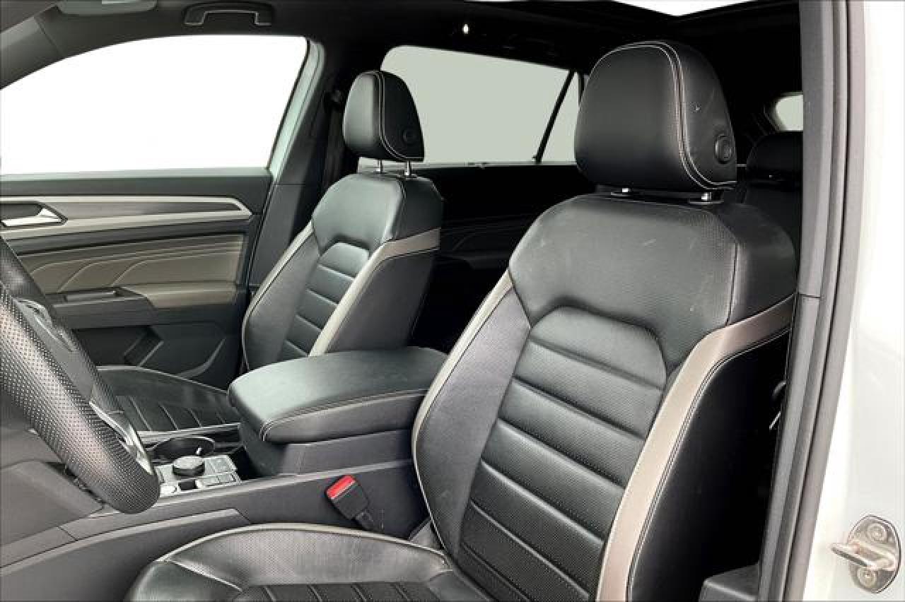 2023 Volkswagen Atlas Cross Sport Photo