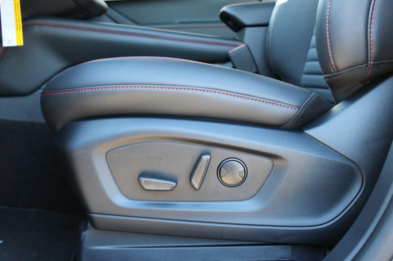 2025 Ford Explorer ST-Line Photo