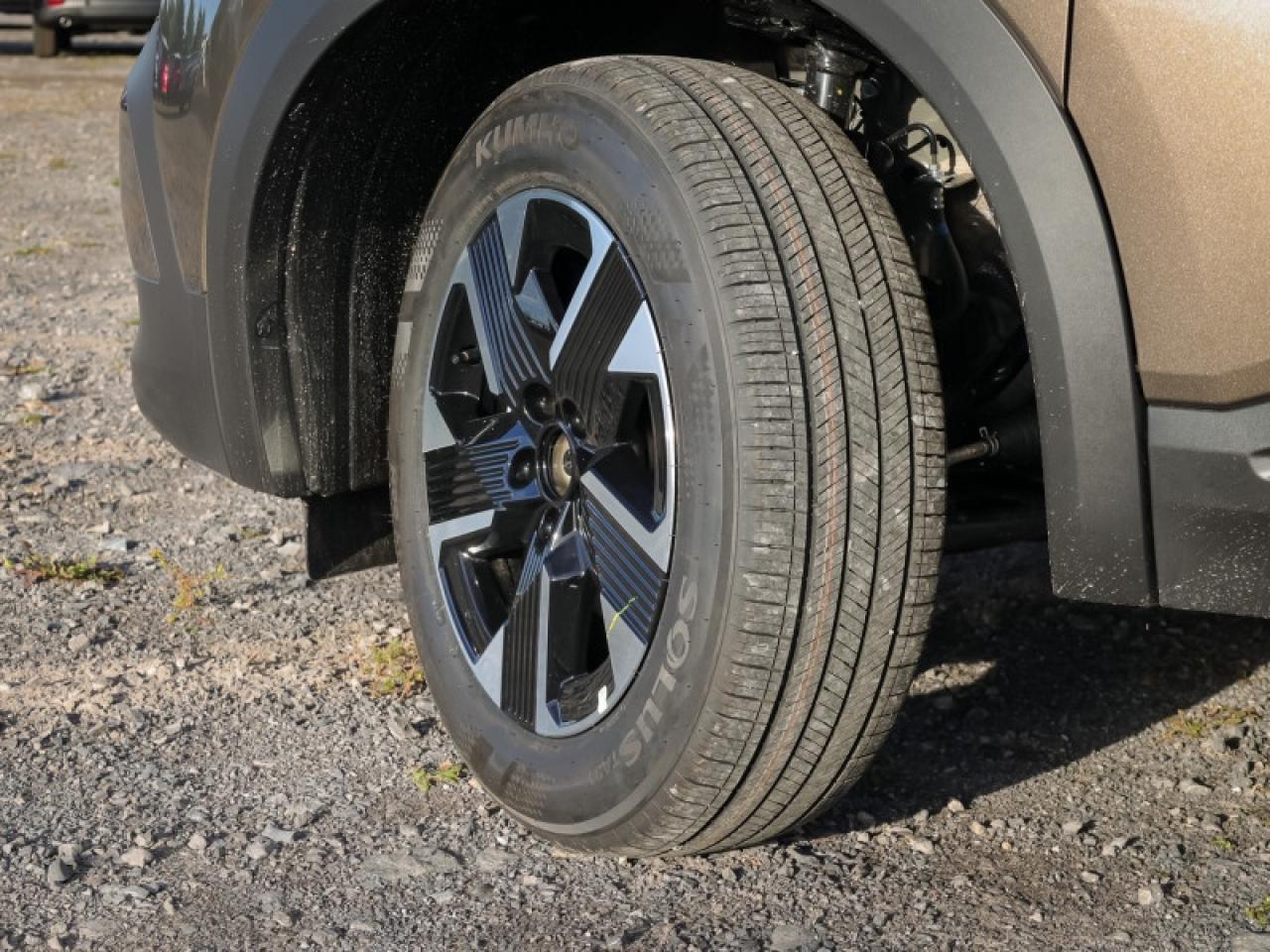 2026 Nissan Kicks SV AWD  - Heated Seats Photo