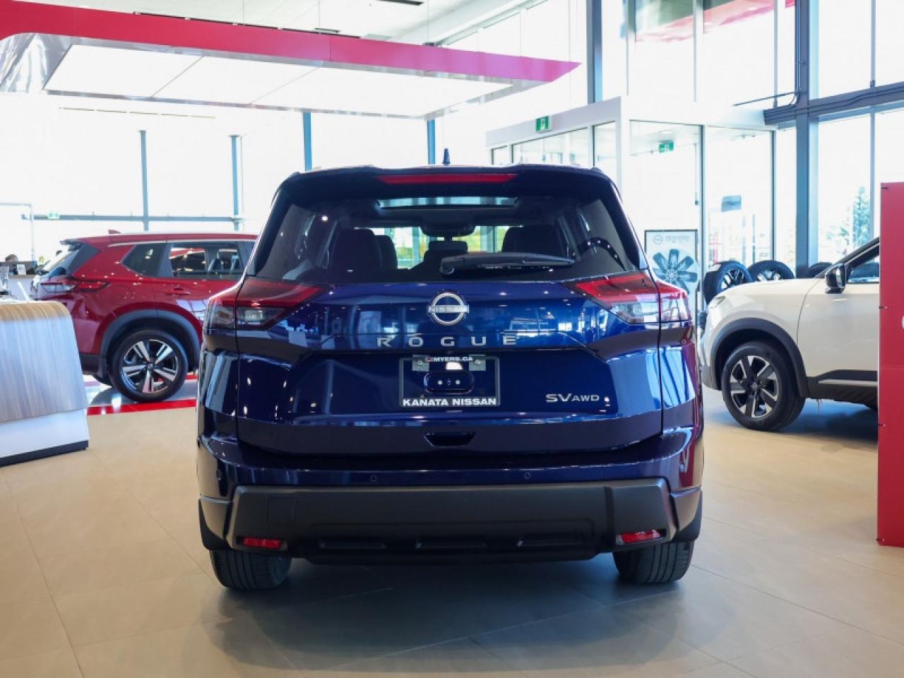 2024 Nissan Rogue SV Moonroof  - Moonroof -  Power Liftgate Photo3